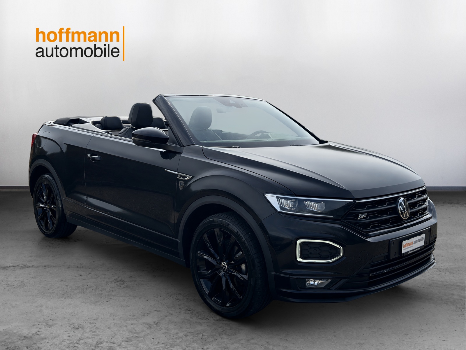 VW T-Roc Cabriolet 1.5 TSI EVO Black & White DSG-image-3