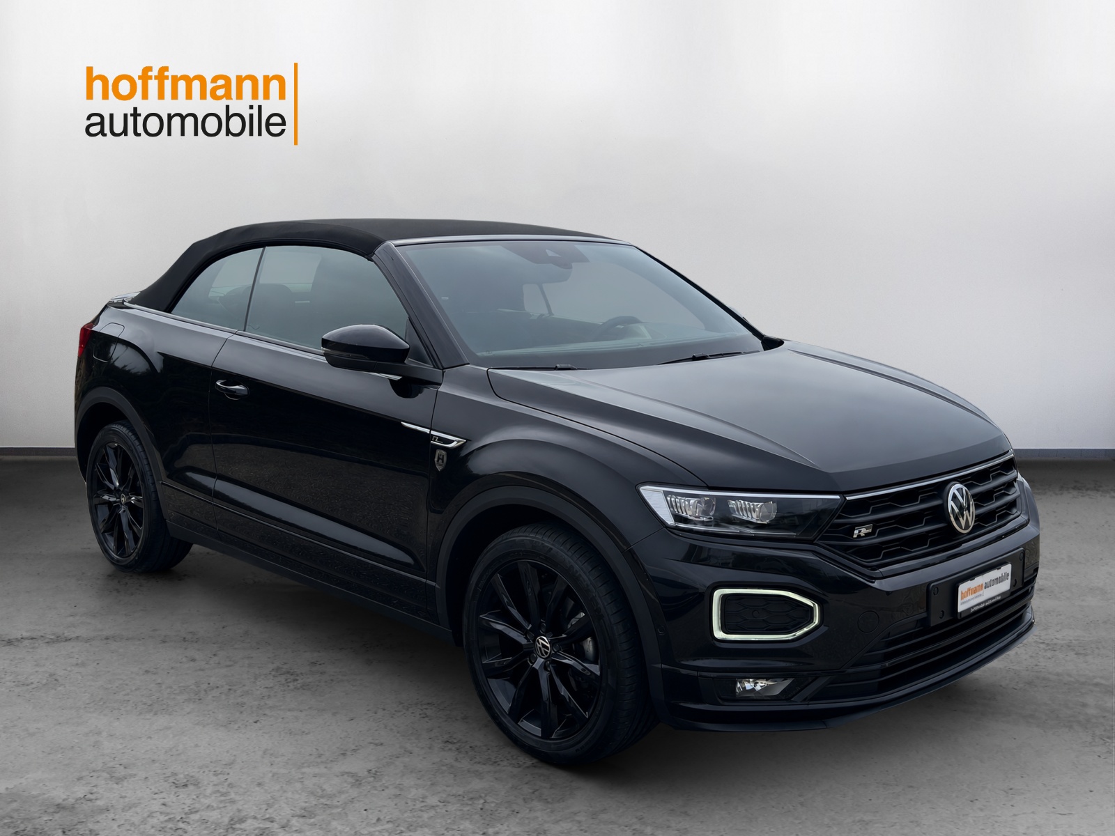 VW T-Roc Cabriolet 1.5 TSI EVO Black & White DSG-image-4