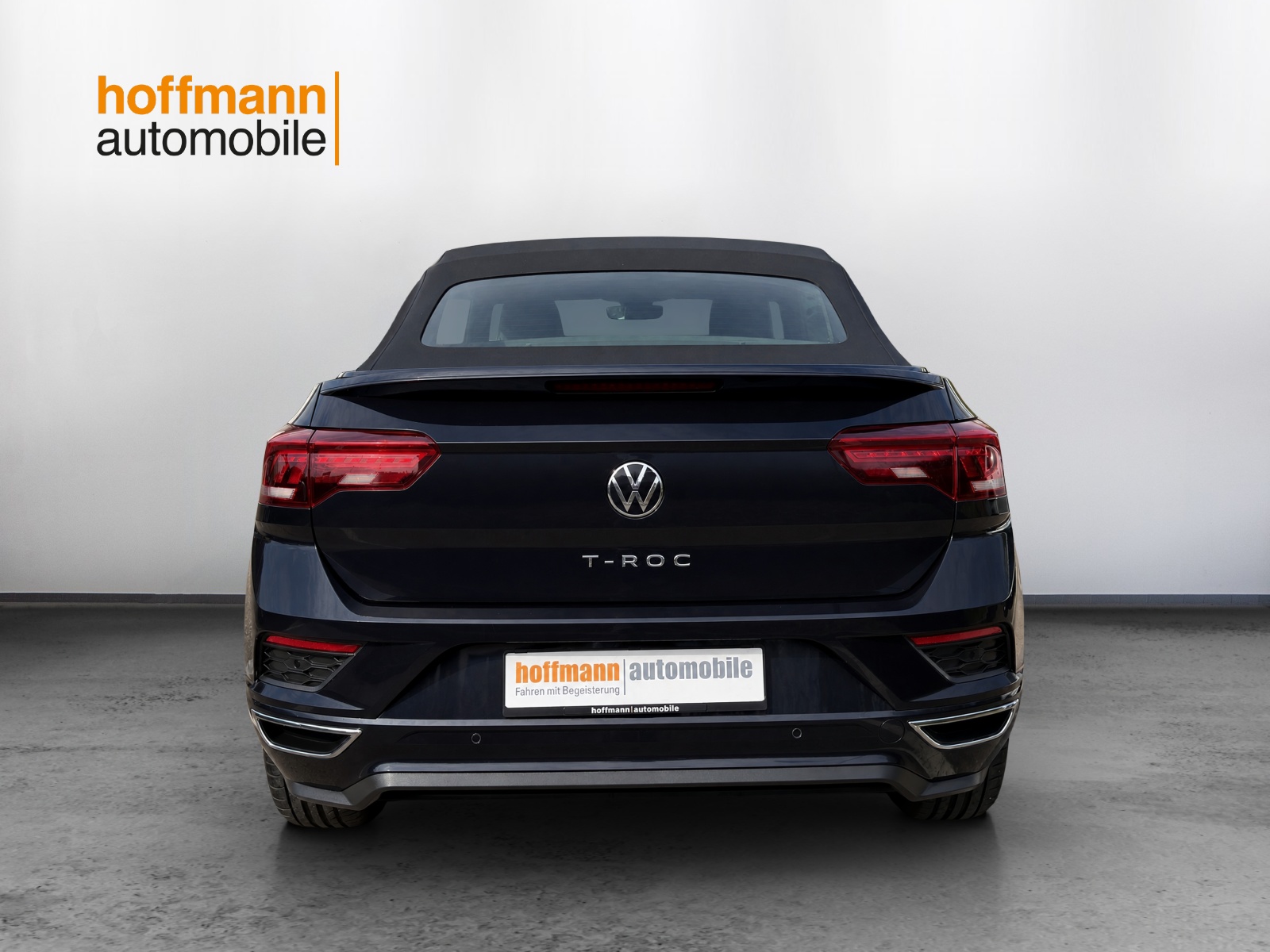 VW T-Roc Cabriolet 1.5 TSI EVO Black & White DSG-image-8