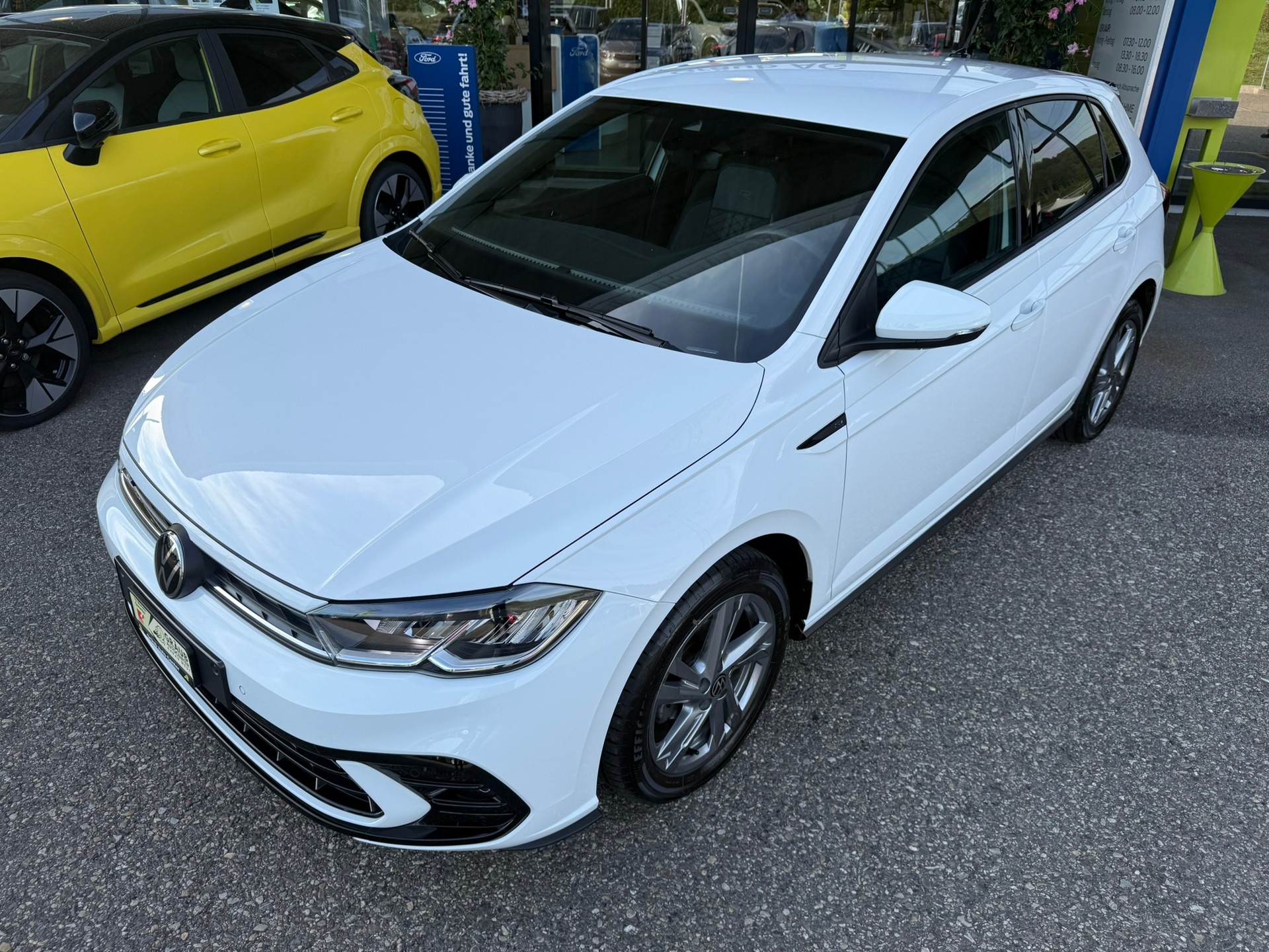 VW Polo 1.0 TSI R-Line DSG-image-2