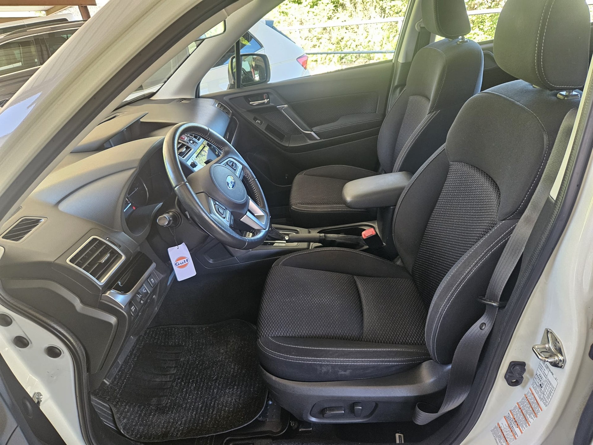 SUBARU Forester 2.0i Swiss Plus Lineartronic-image-10