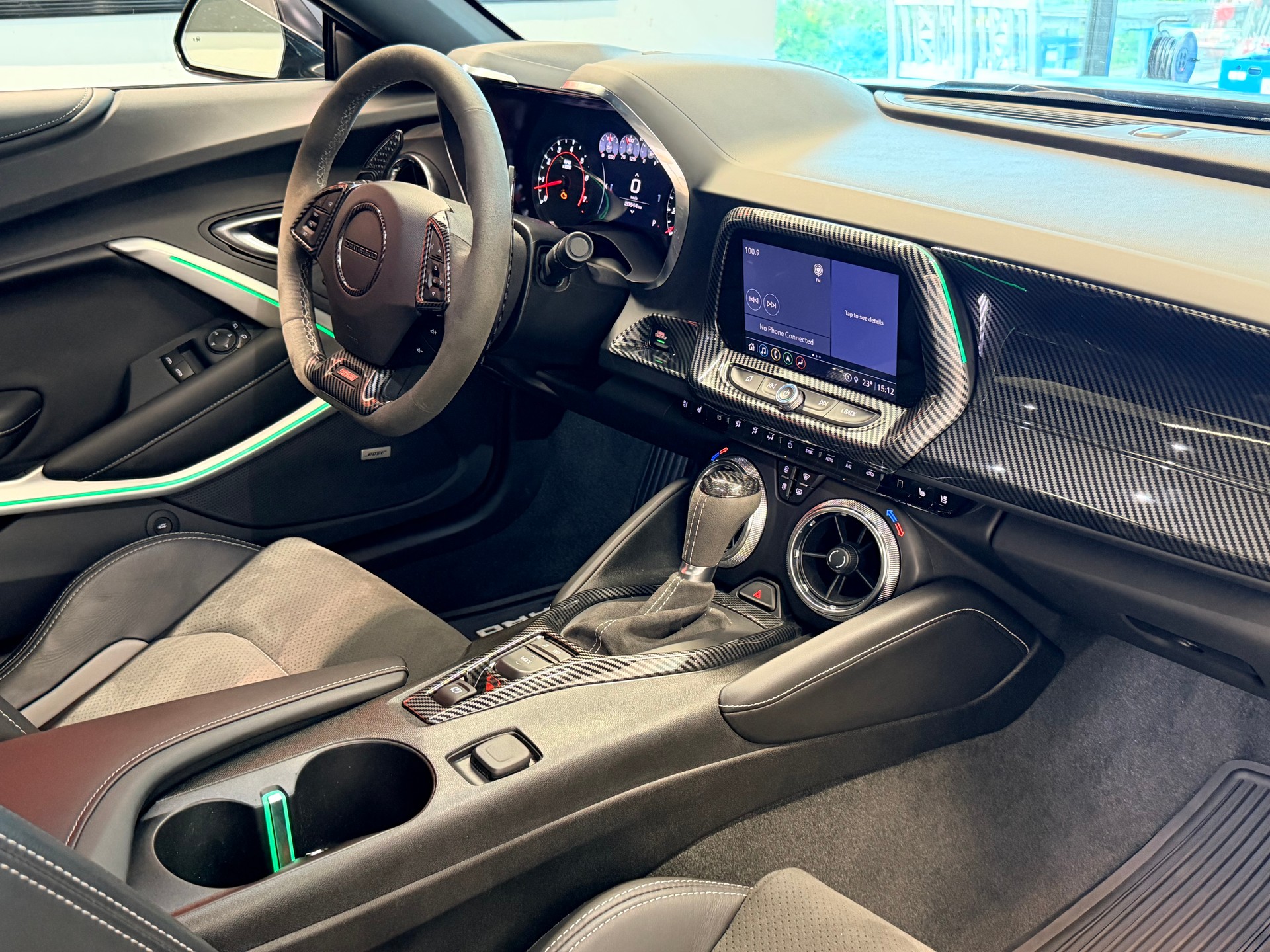 CHEVROLET SS 6.2 V8 462PS-image-23