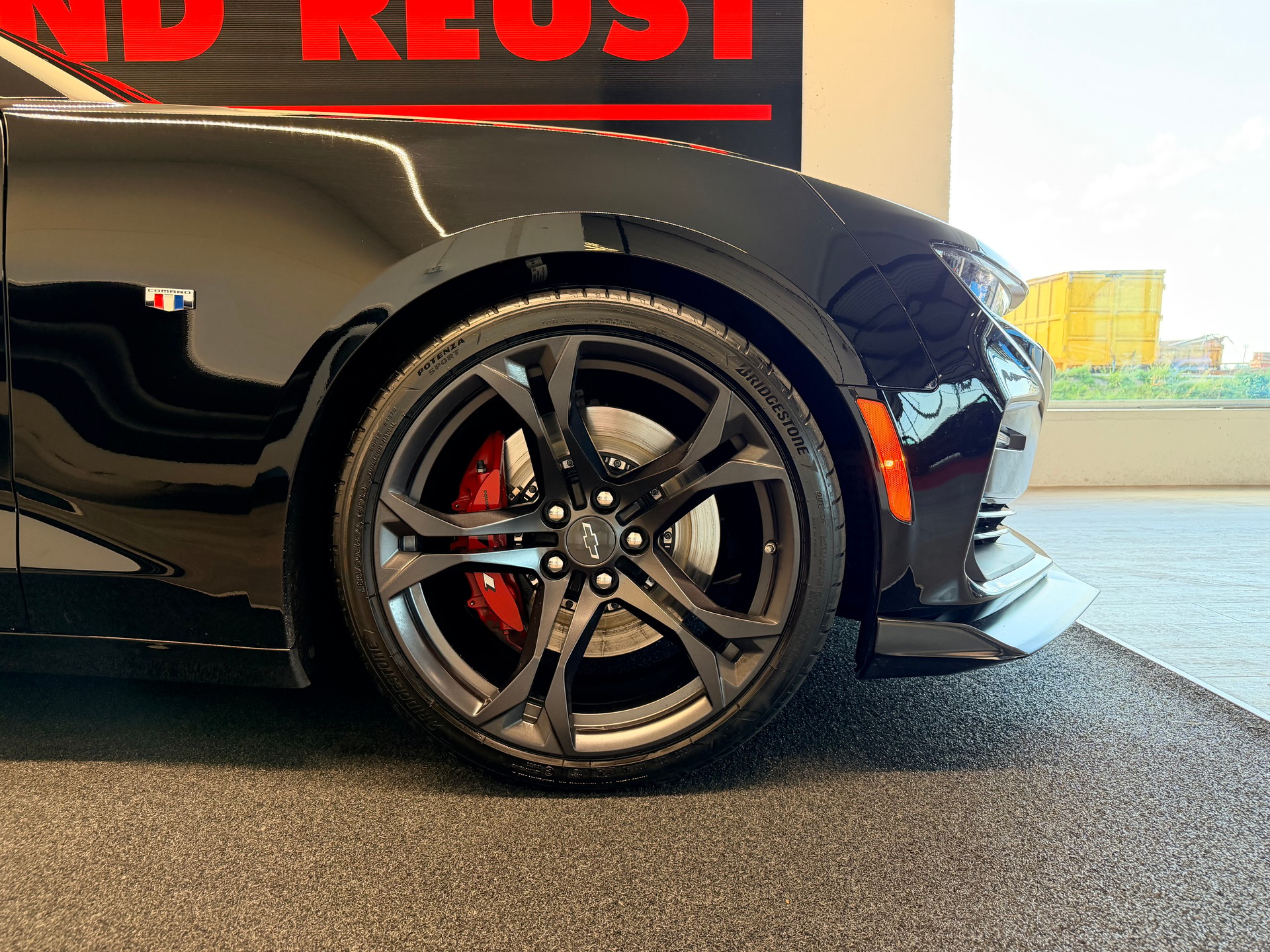 CHEVROLET SS 6.2 V8 462PS-image-5