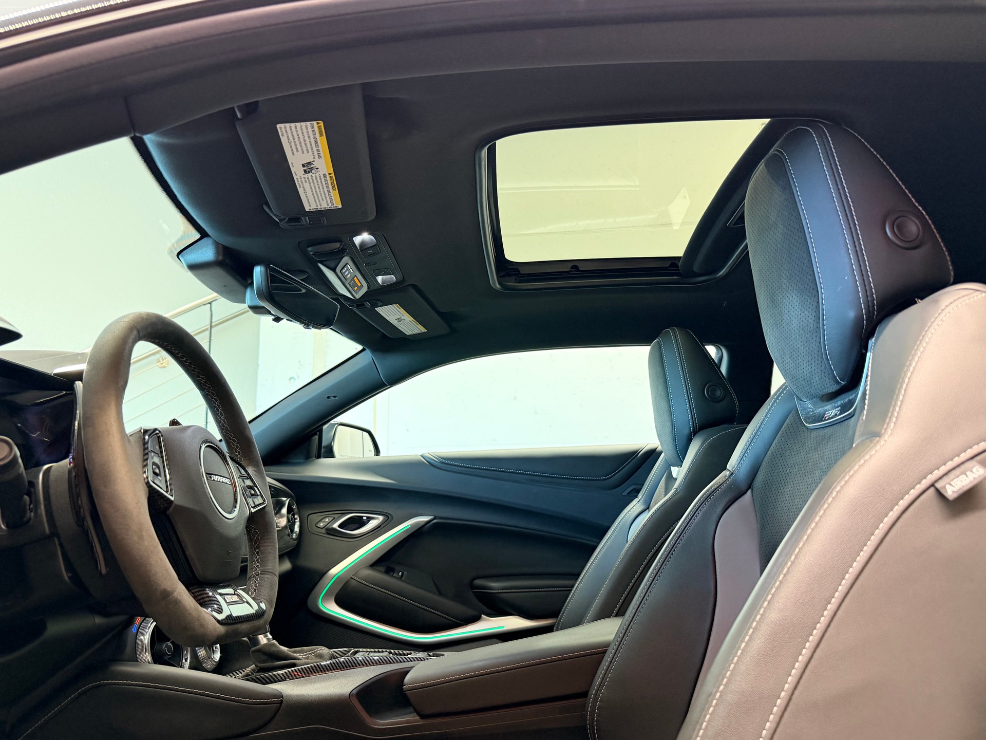CHEVROLET SS 6.2 V8 462PS-image-21