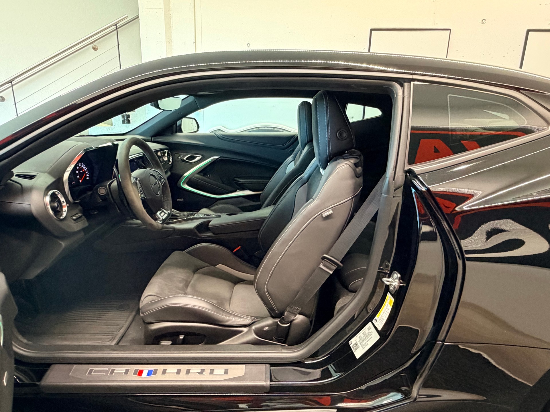CHEVROLET SS 6.2 V8 462PS-image-15