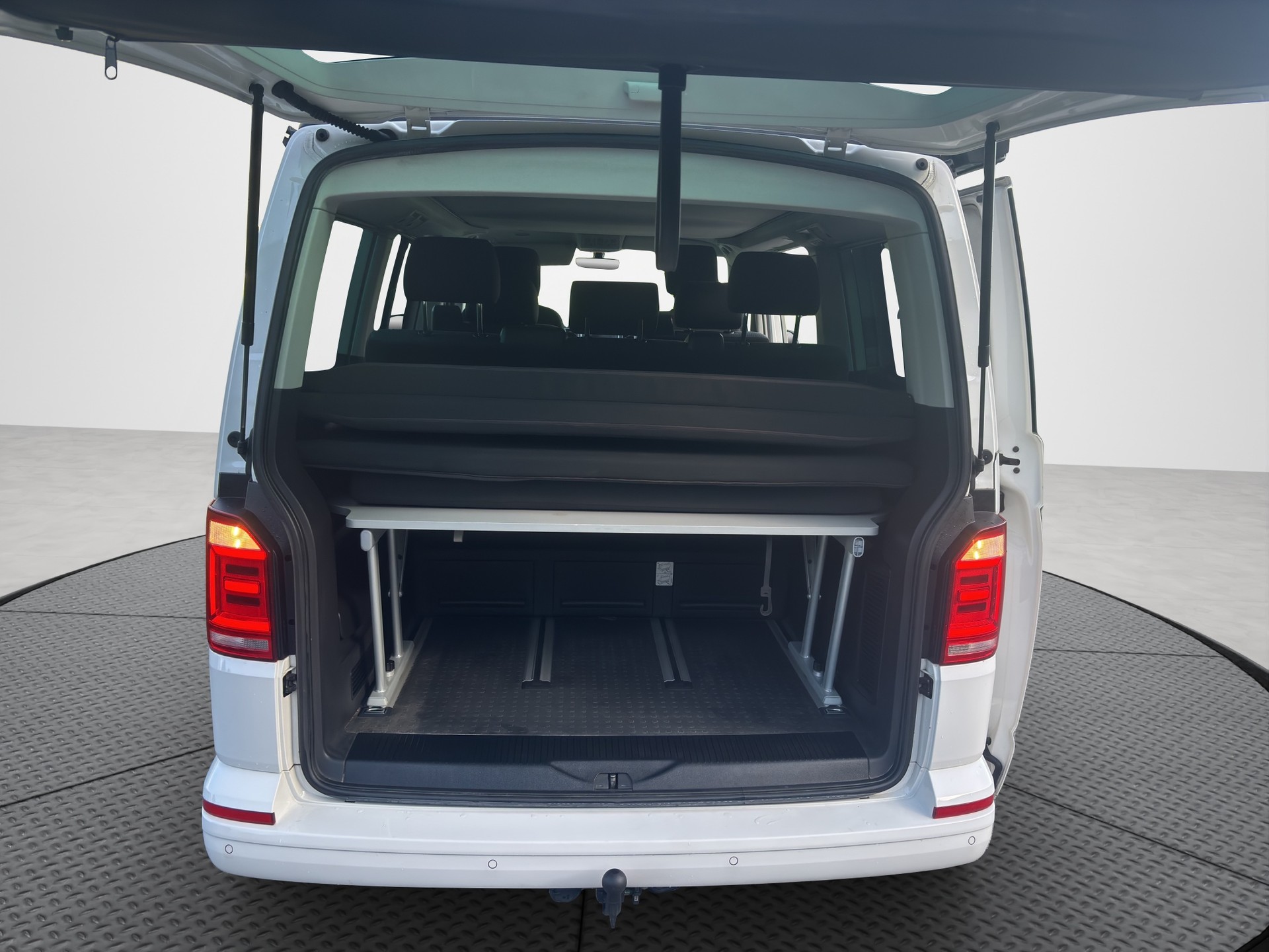VW T6 California 2.0 Bi-TDI Beach Liberty 4Motion DSG-image-14