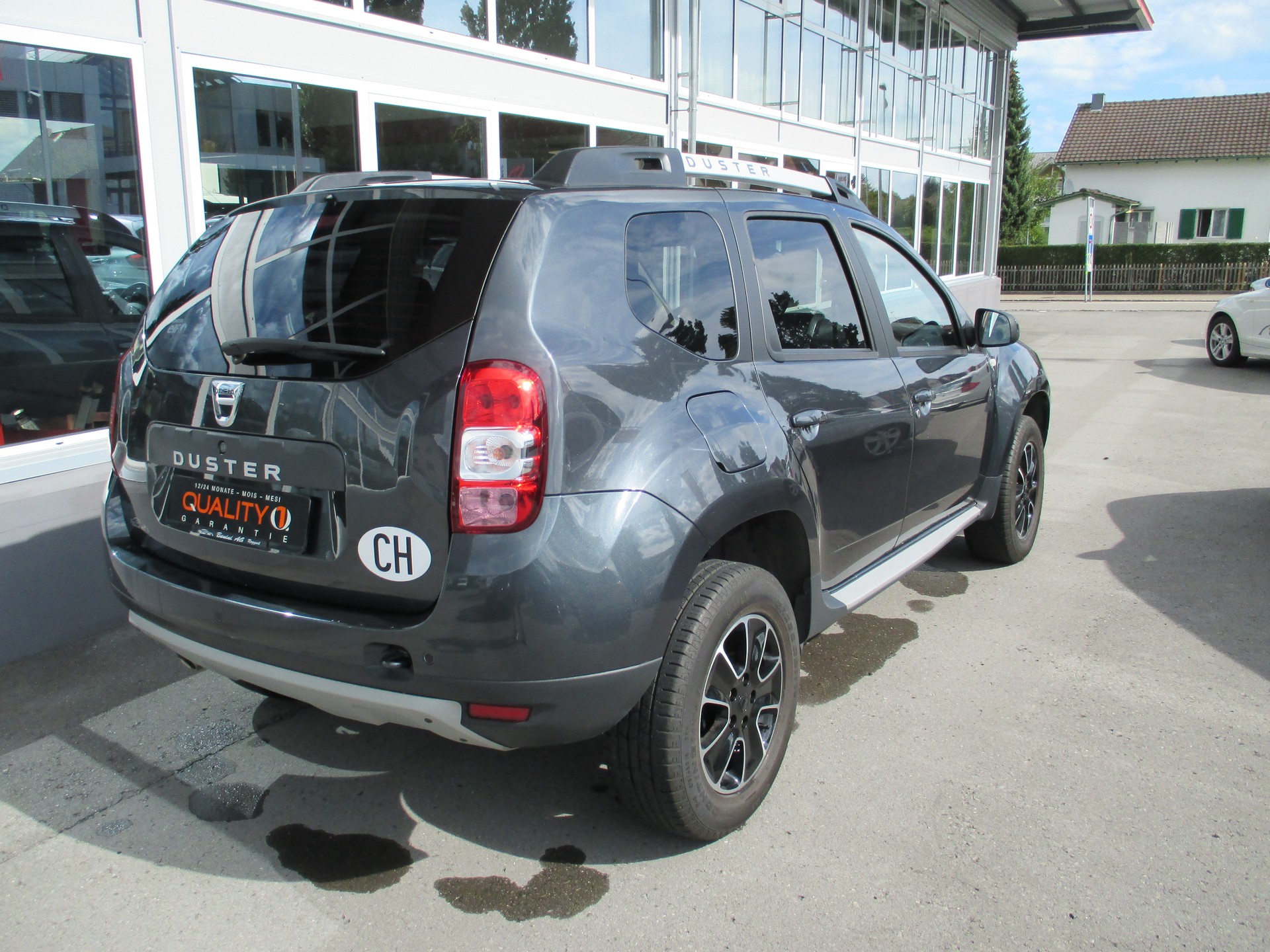 DACIA Duster 1.5 dCi Fischer man's Friend 4x2 EDC-image-4