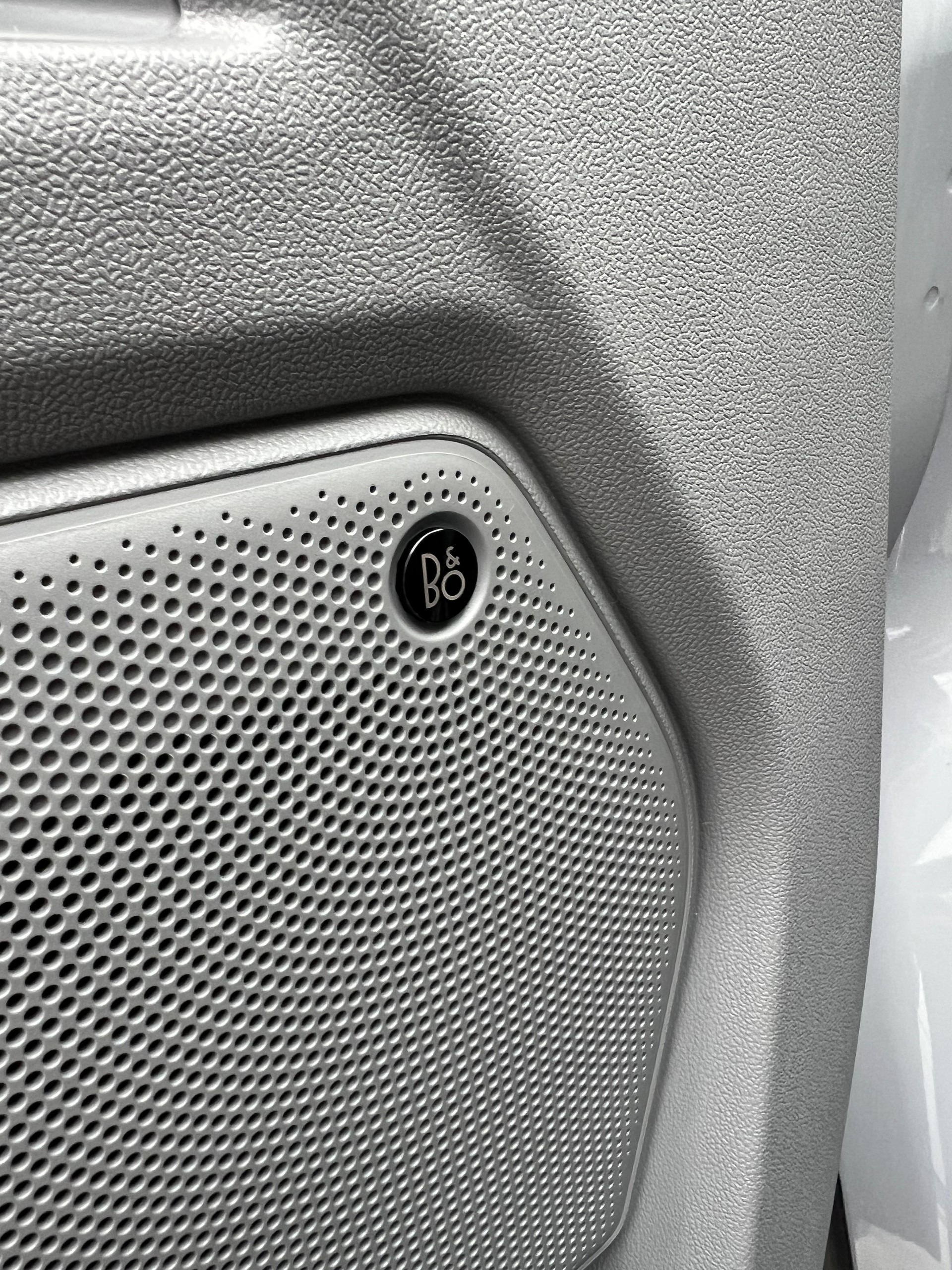 FORD Tourneo Bus 340 L1H1 PHEV Titanium-image-7