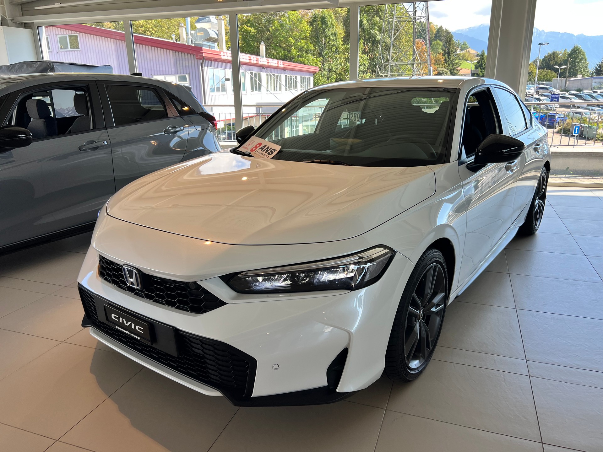 HONDA Civic 2.0 i-MMD HEV Sport-image-11