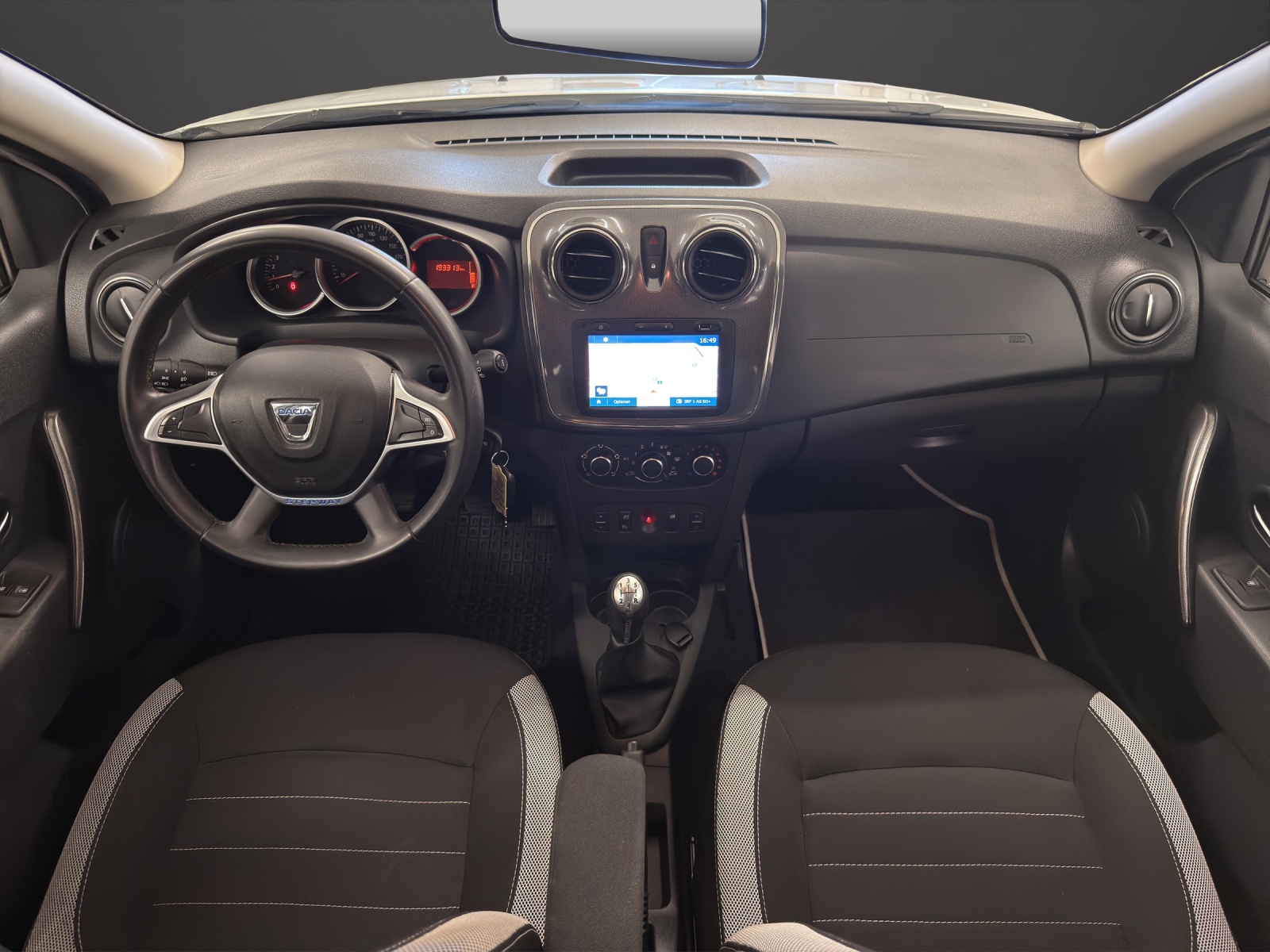 DACIA Sandero Tce 90 Stepway-image-8