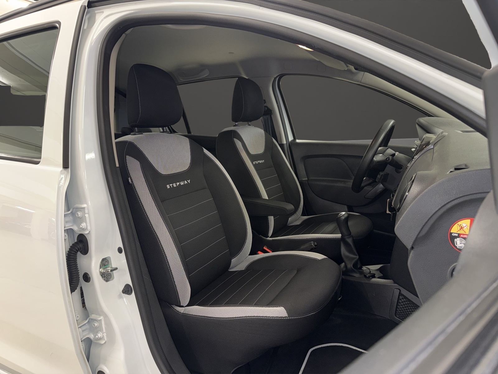 DACIA Sandero Tce 90 Stepway-image-7