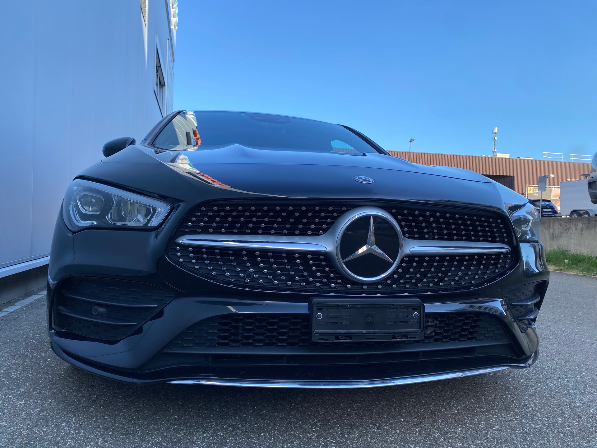 MERCEDES-BENZ CLA Shooting Brake 200 AMG Line 7G-DCT-image-3