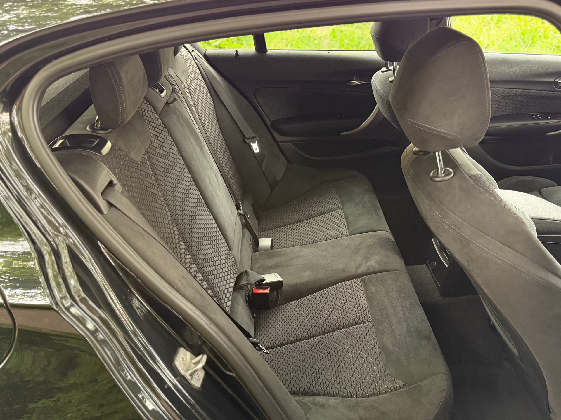 BMW 120d xDrive-image-14