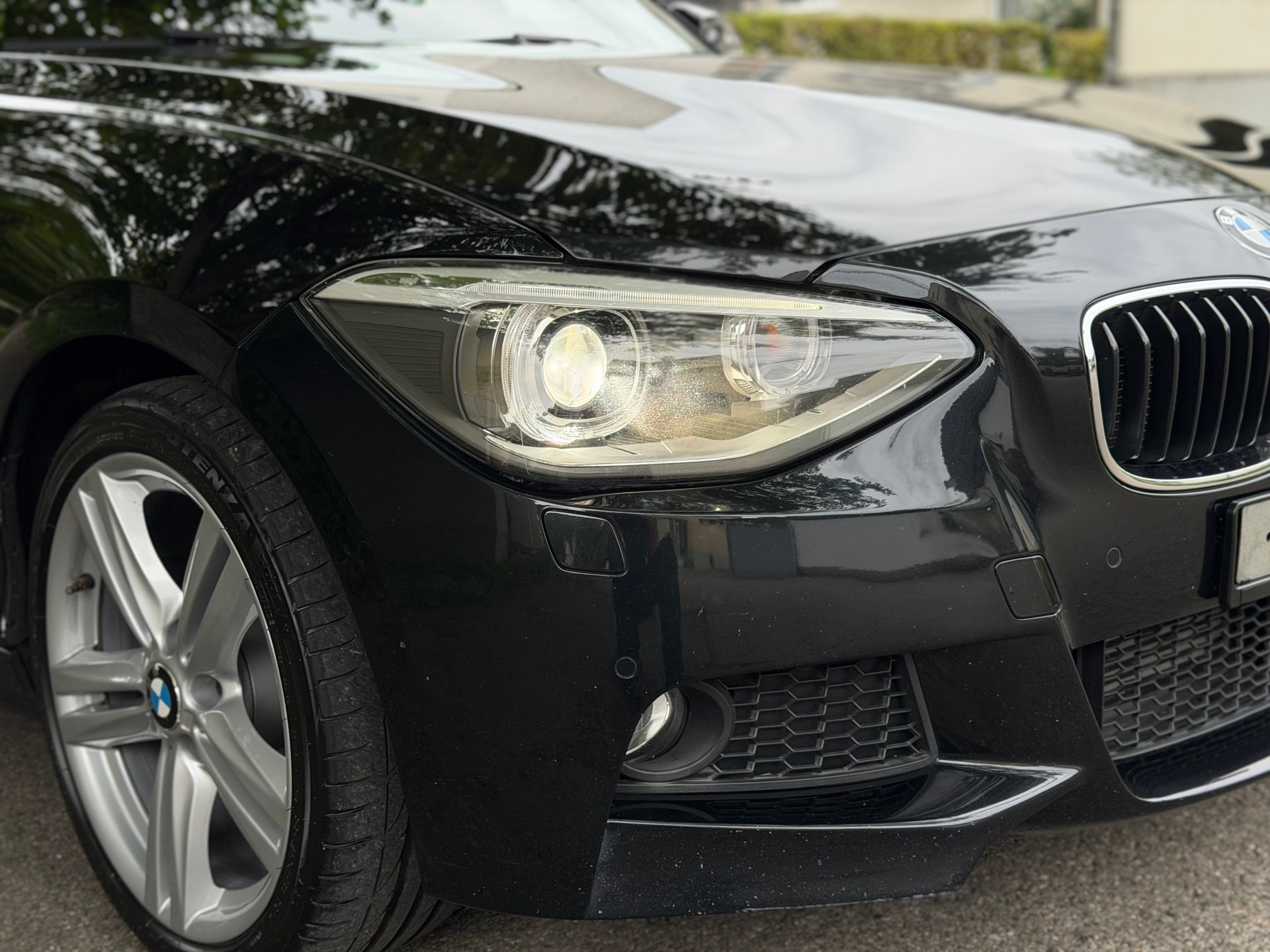BMW 120d xDrive-image-19