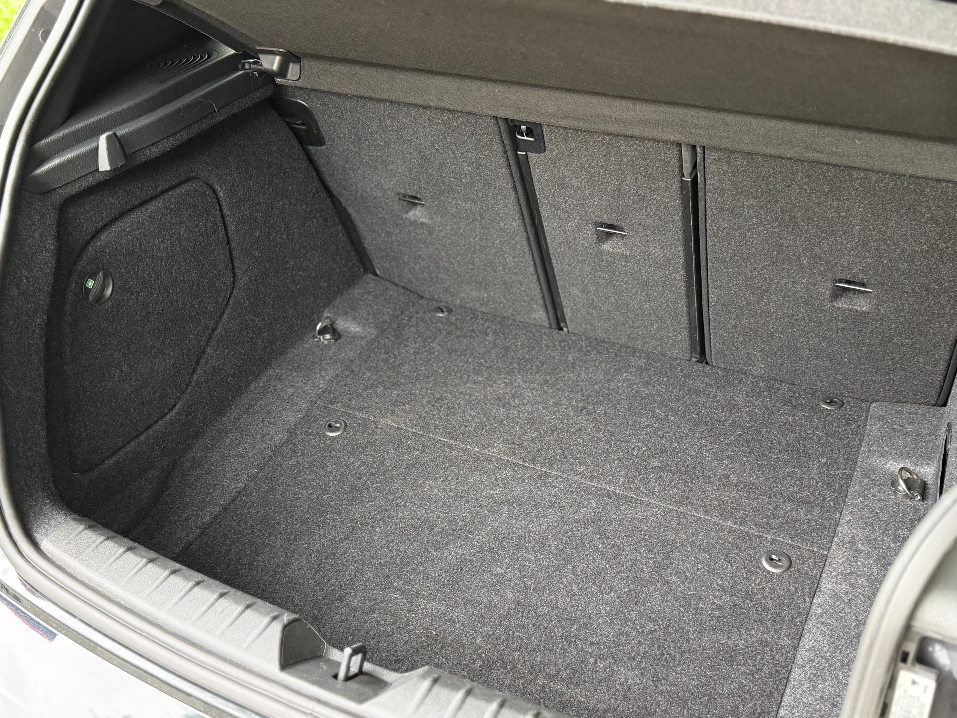 BMW 120d xDrive-image-10
