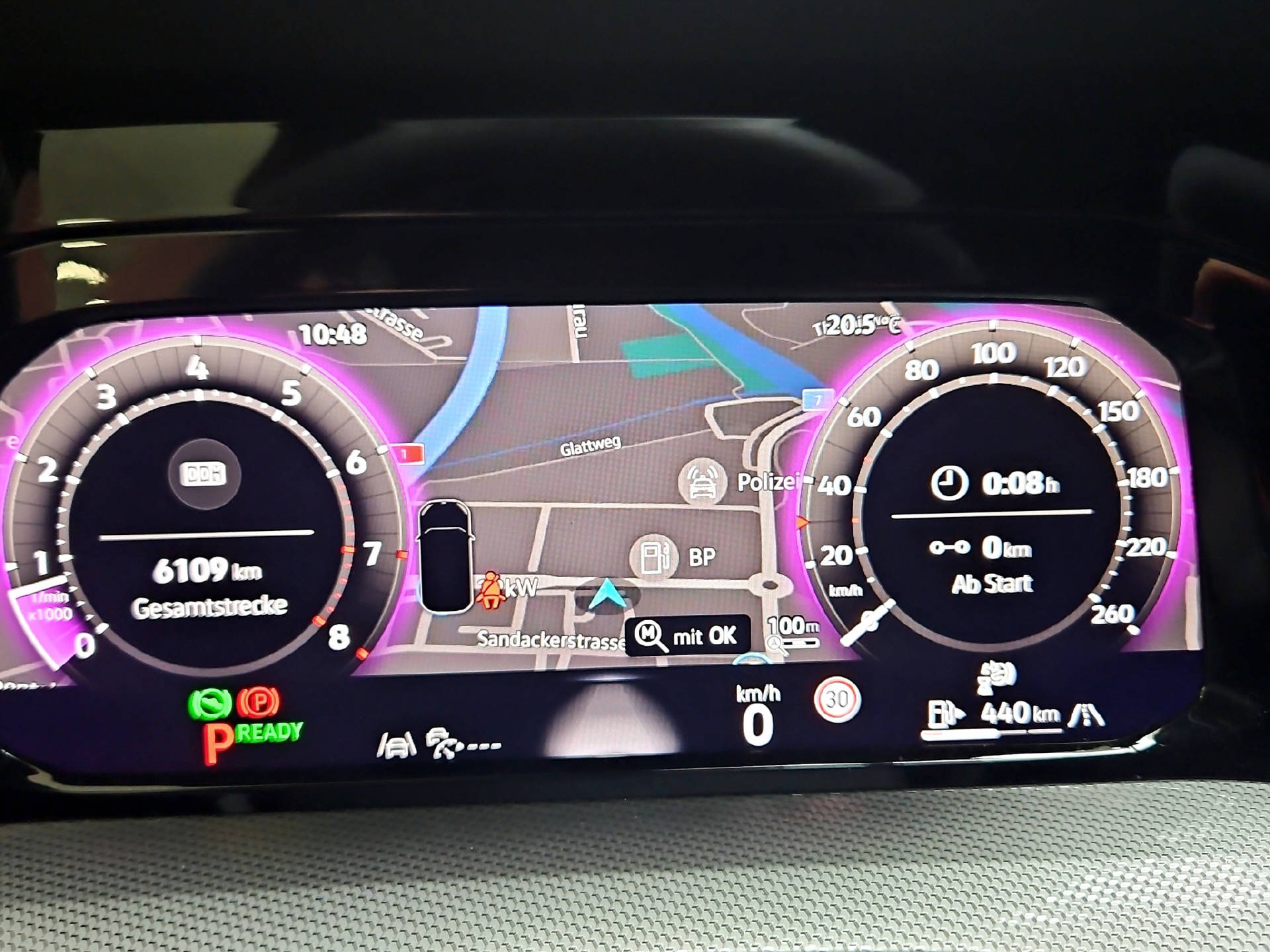 VW Golf VIII 1.5 eTSI Edition 50 DSG-image-8