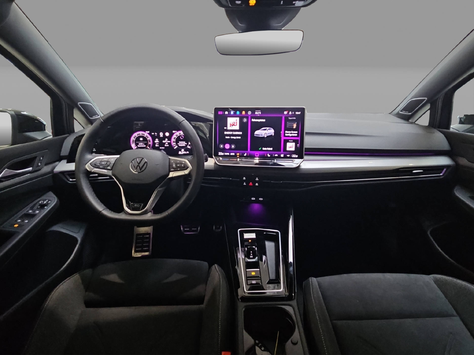VW Golf VIII 1.5 eTSI Edition 50 DSG-image-6