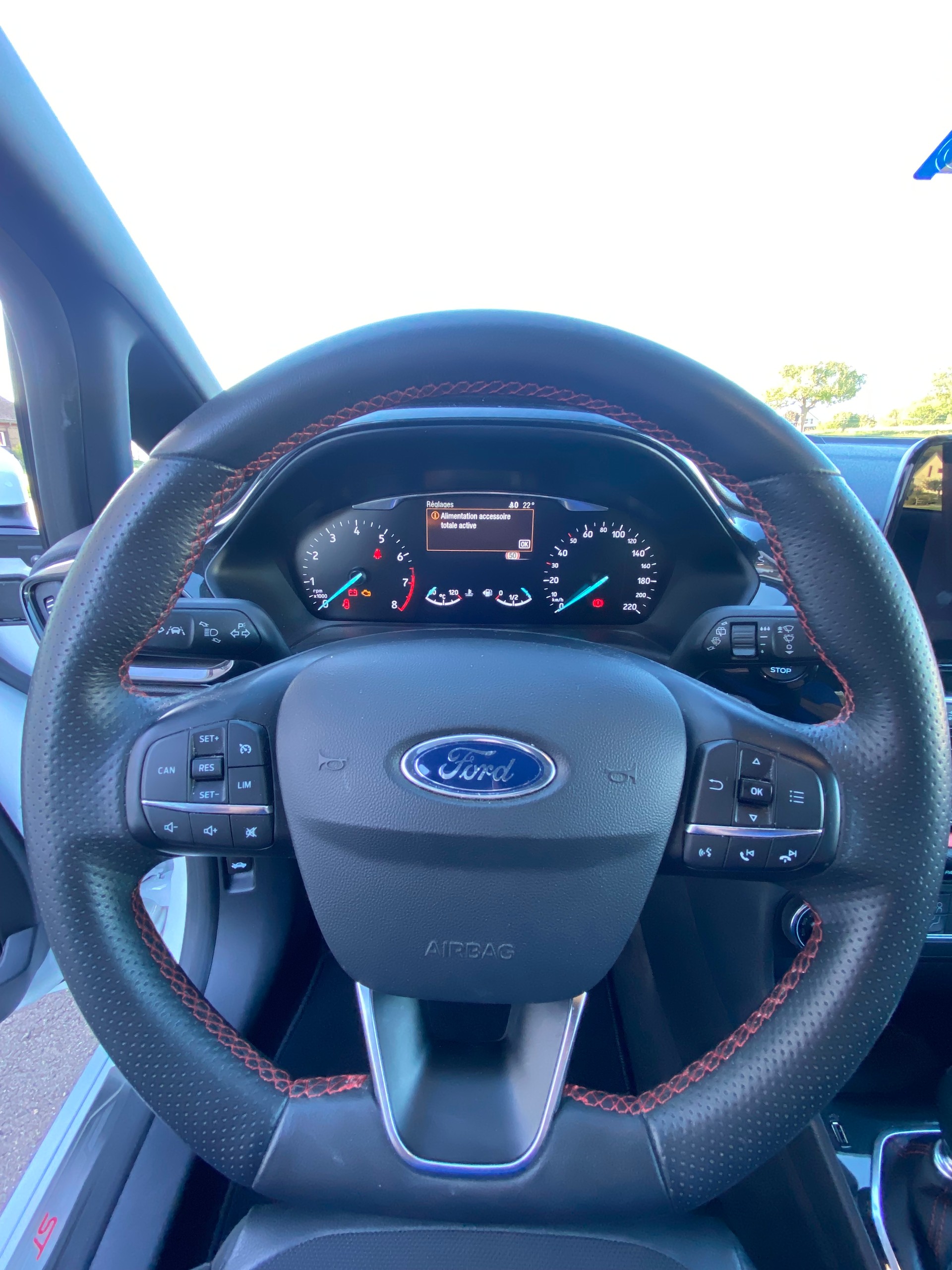 FORD Fiesta 1.0 SCTi ST Line-image-12