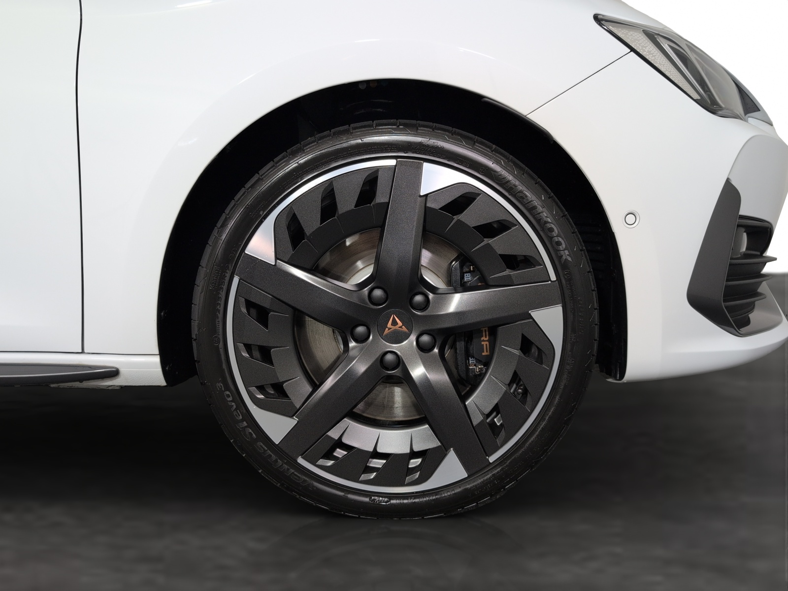 CUPRA LEON 1.4 e-HYBRID pHEV VZ DSG-image-4