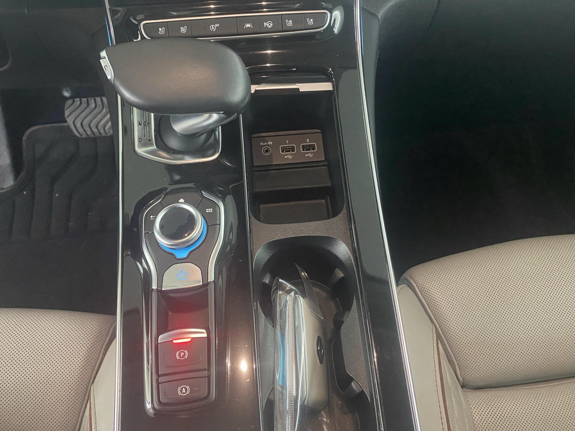 RENAULT Espace 2.0 dCi Initiale EDC 6-image-9