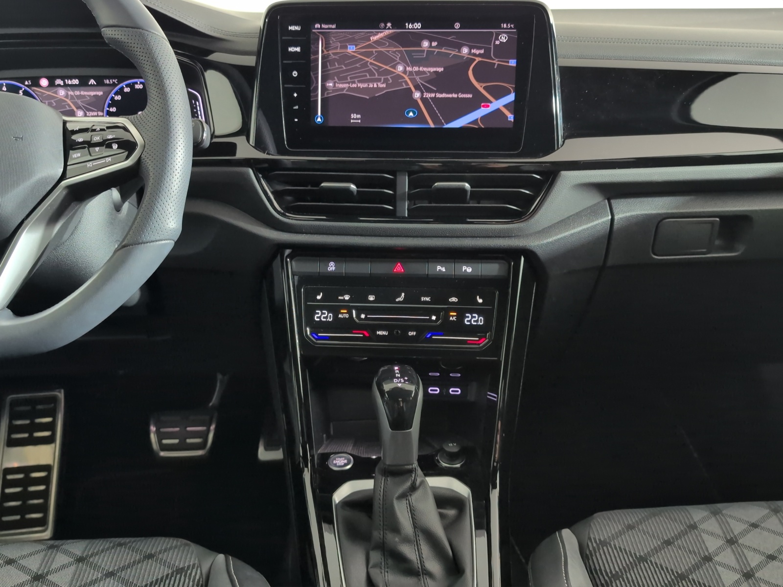 VW T-Roc 2.0 TSI R-Line DSG 4Motion-image-10