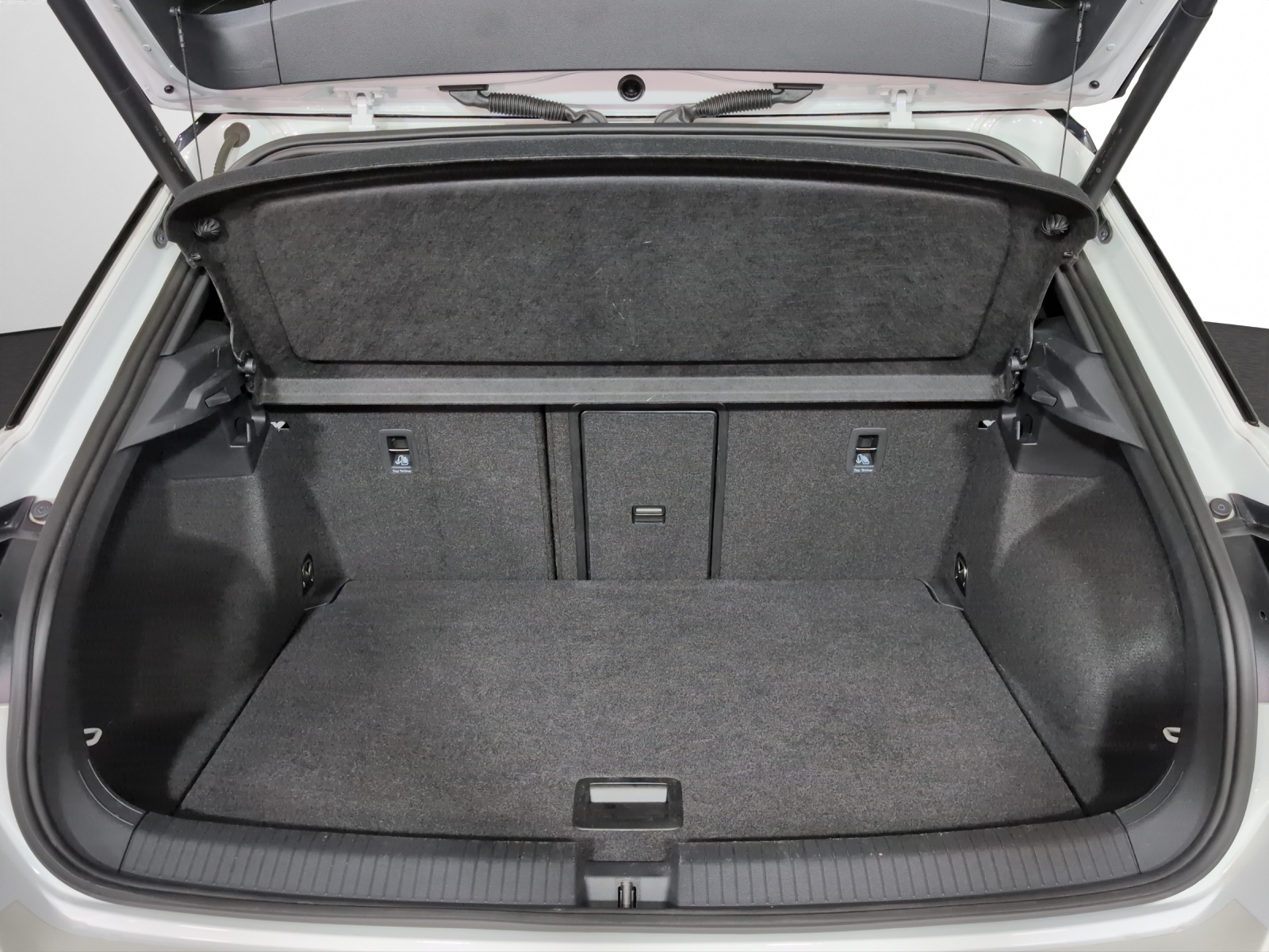 VW T-Roc 2.0 TSI R-Line DSG 4Motion-image-14
