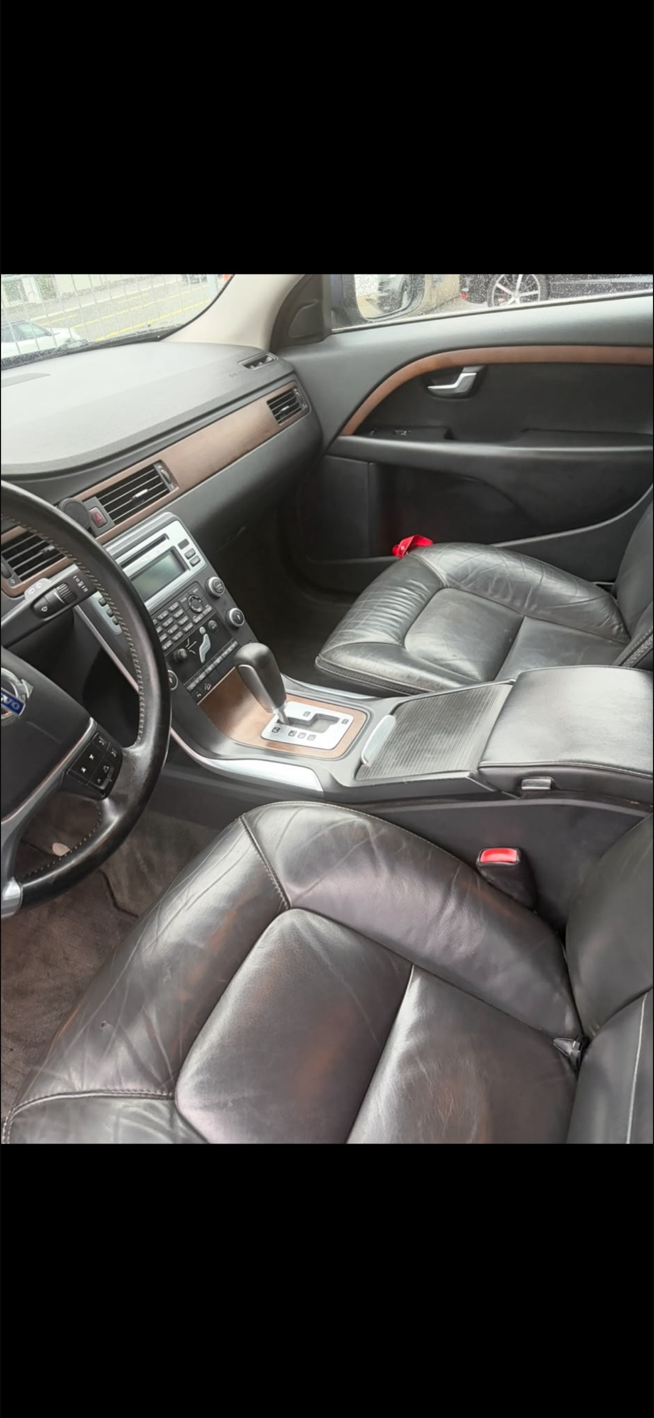 VOLVO XC70 D5 AWD Summum Geartronic-image-2