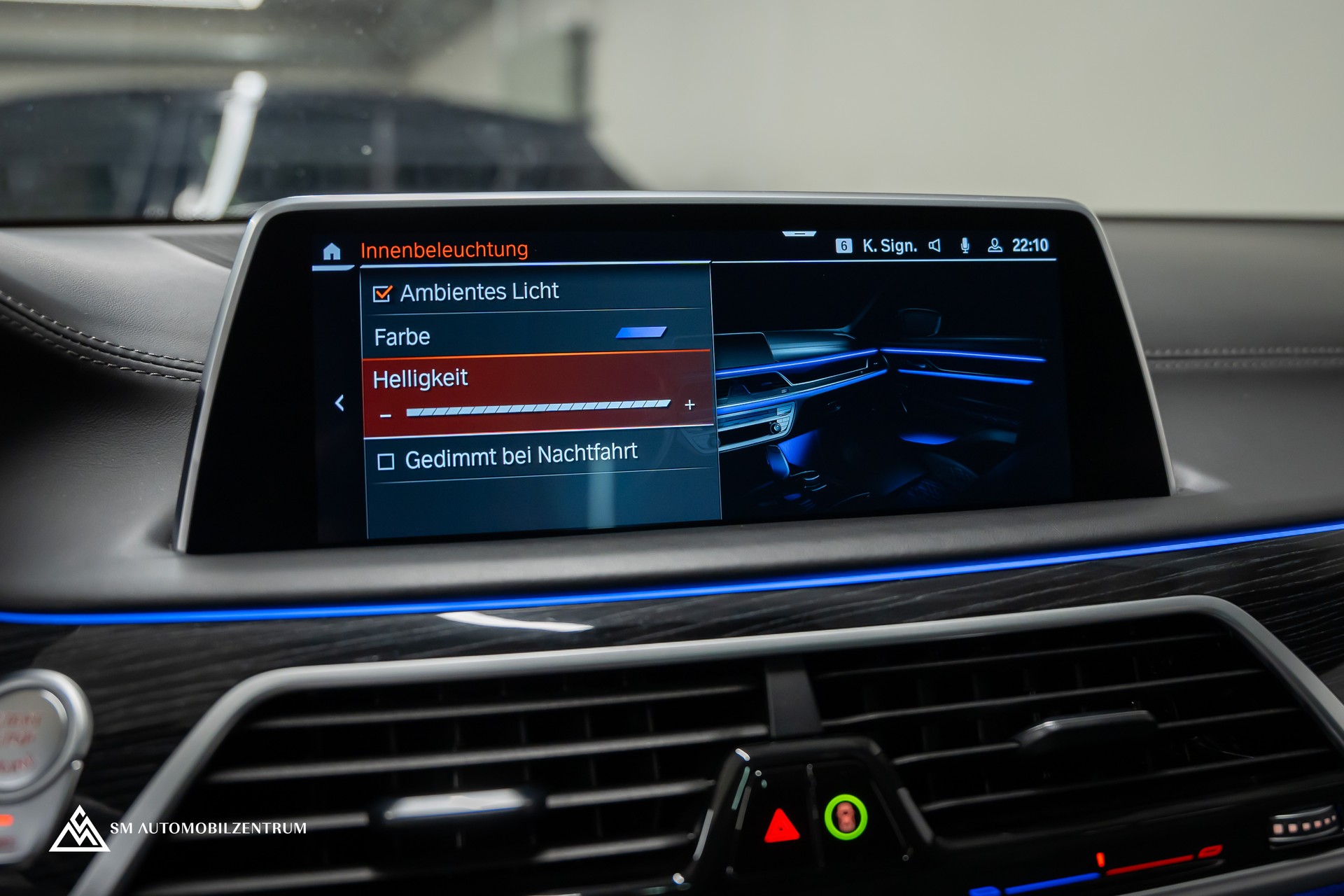 BMW 750i xDrive M Sport Steptronic / Panorama / 360° / Sitzbelüftung / Massage-image-36