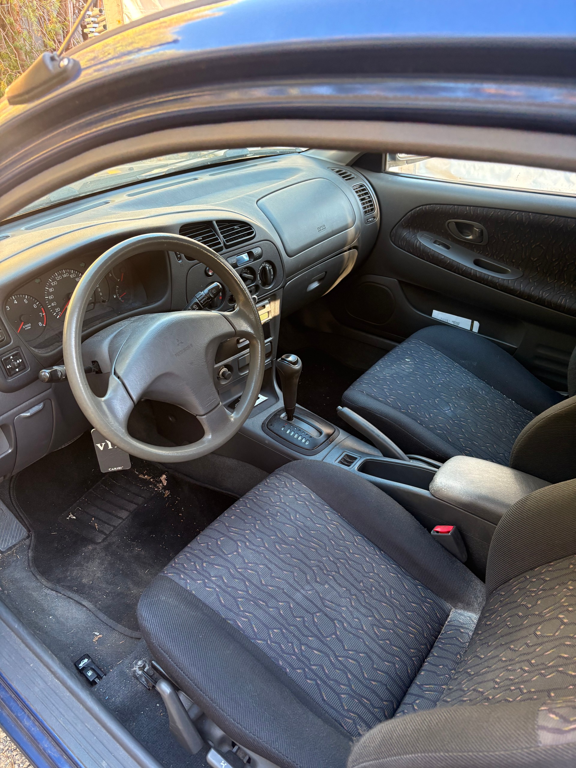 MITSUBISHI Colt 1.6 16V GLX Edition-image-6