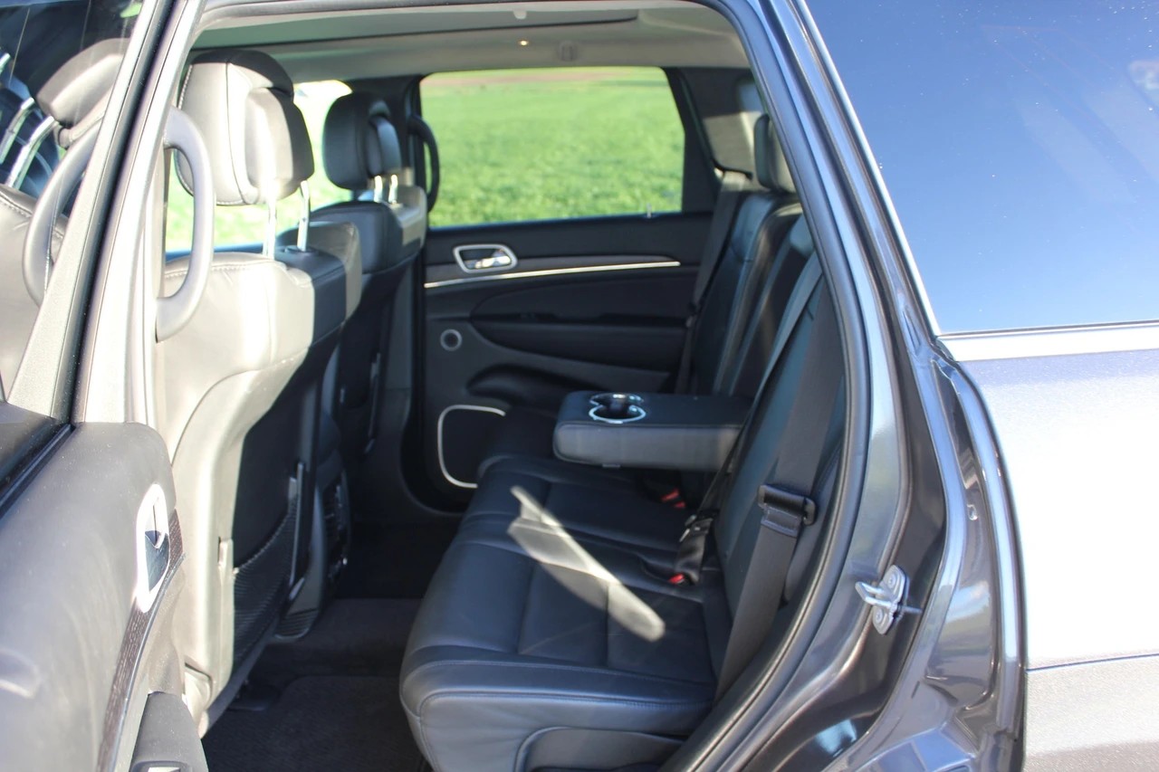 JEEP Grand Cherokee 3.0 CRD Summit Automatic-image-6