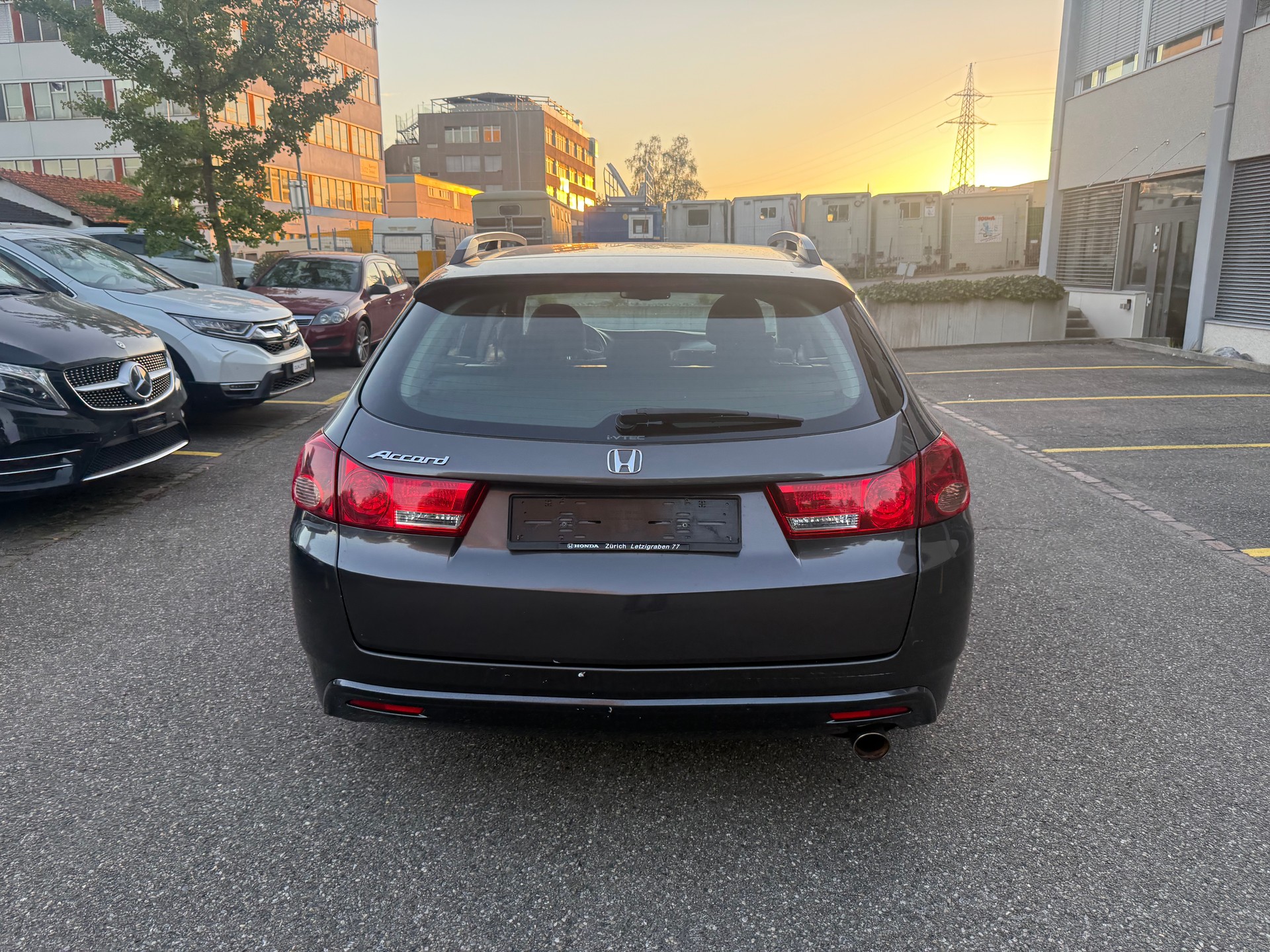 HONDA Accord Tourer 2.0i 16V Elegance Automatic-image-3