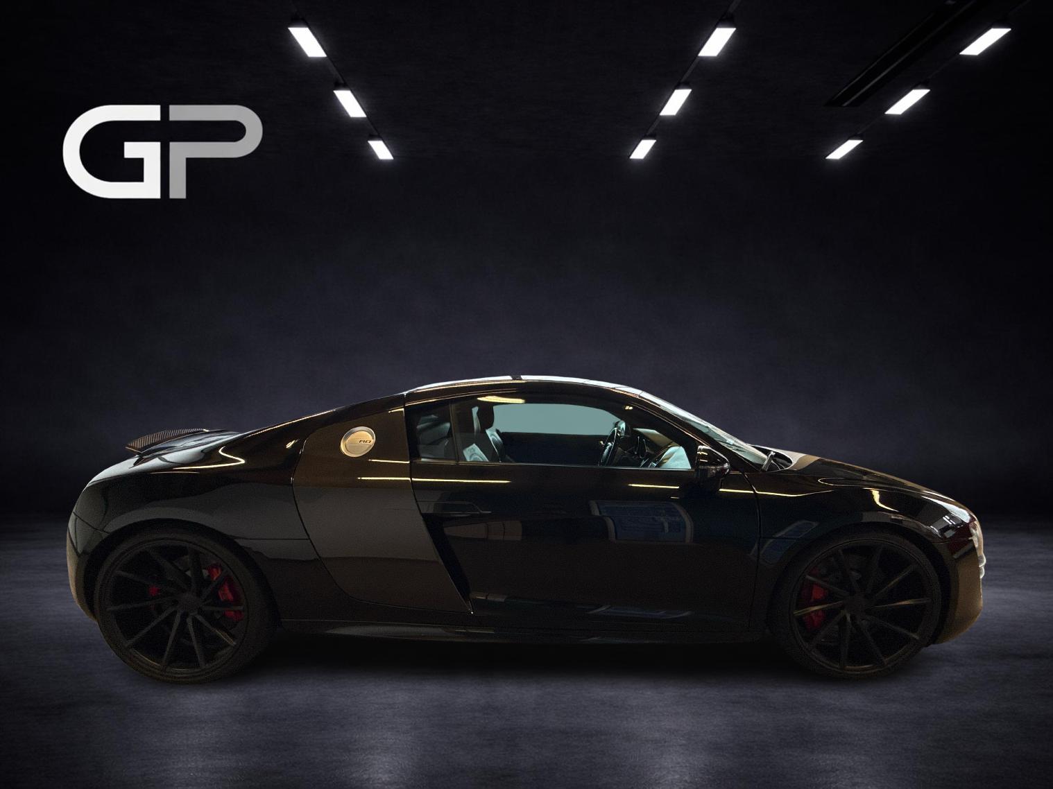 AUDI R8 Coupé 4.2-image-6