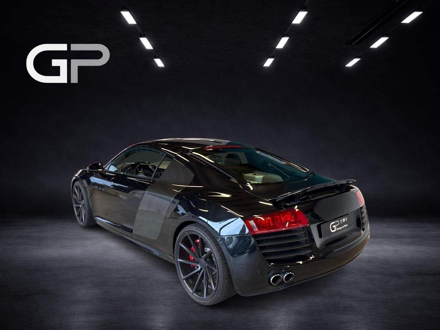 AUDI R8 Coupé 4.2-image-2
