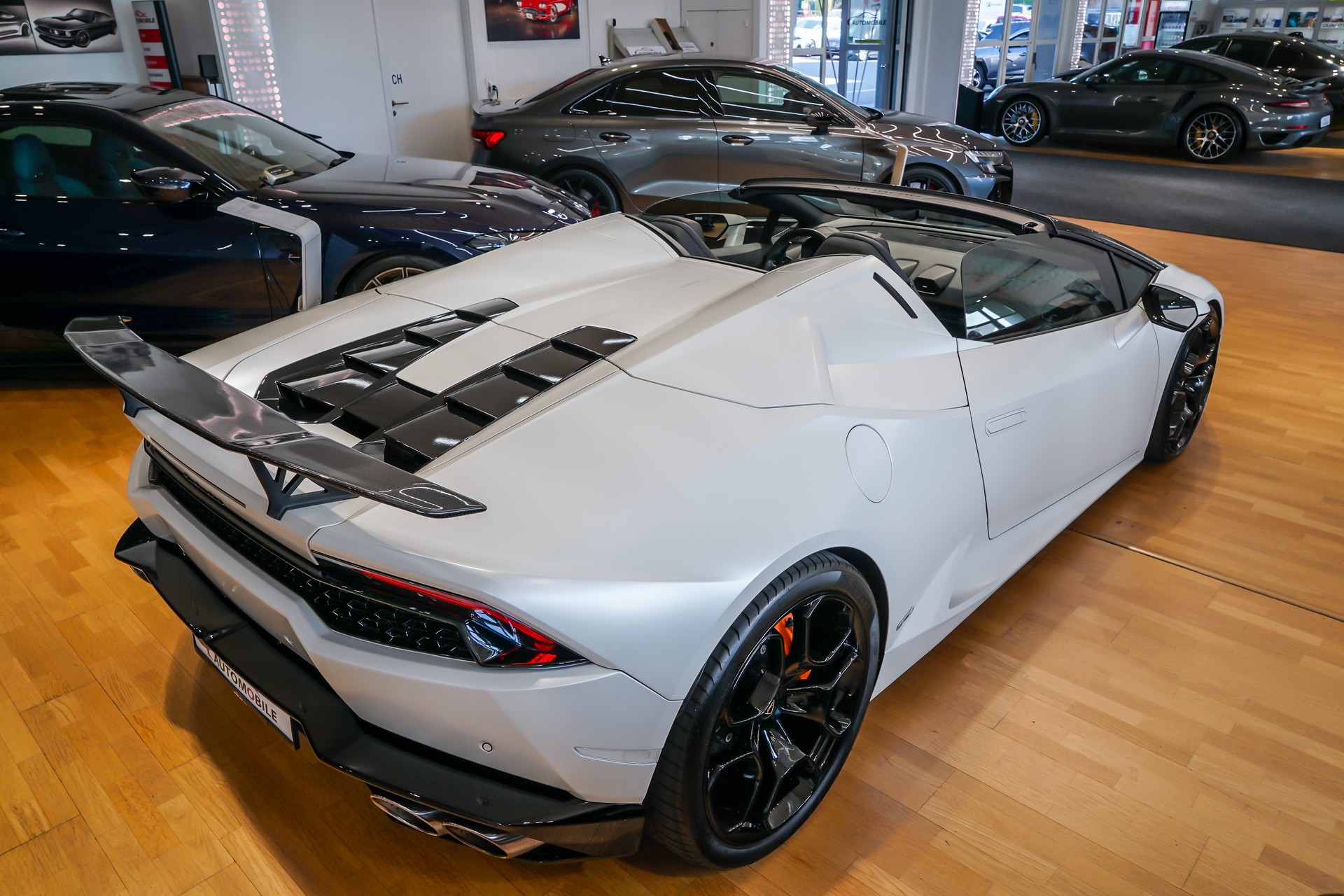 LAMBORGHINI Huracan LP610-4 Spyder DCT "Novitec"-image-7
