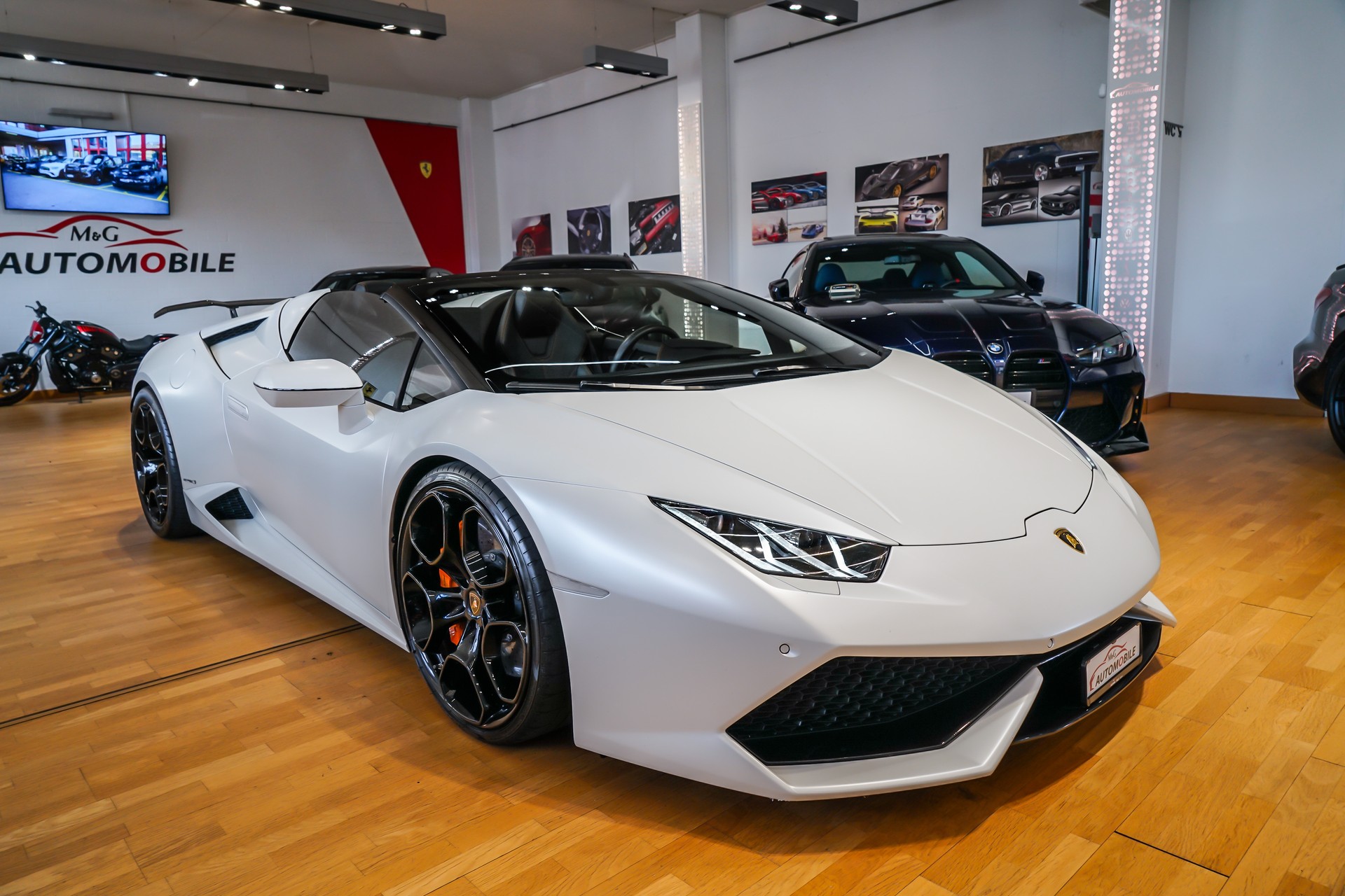 LAMBORGHINI Huracan LP610-4 Spyder DCT "Novitec"-showroom-element-2