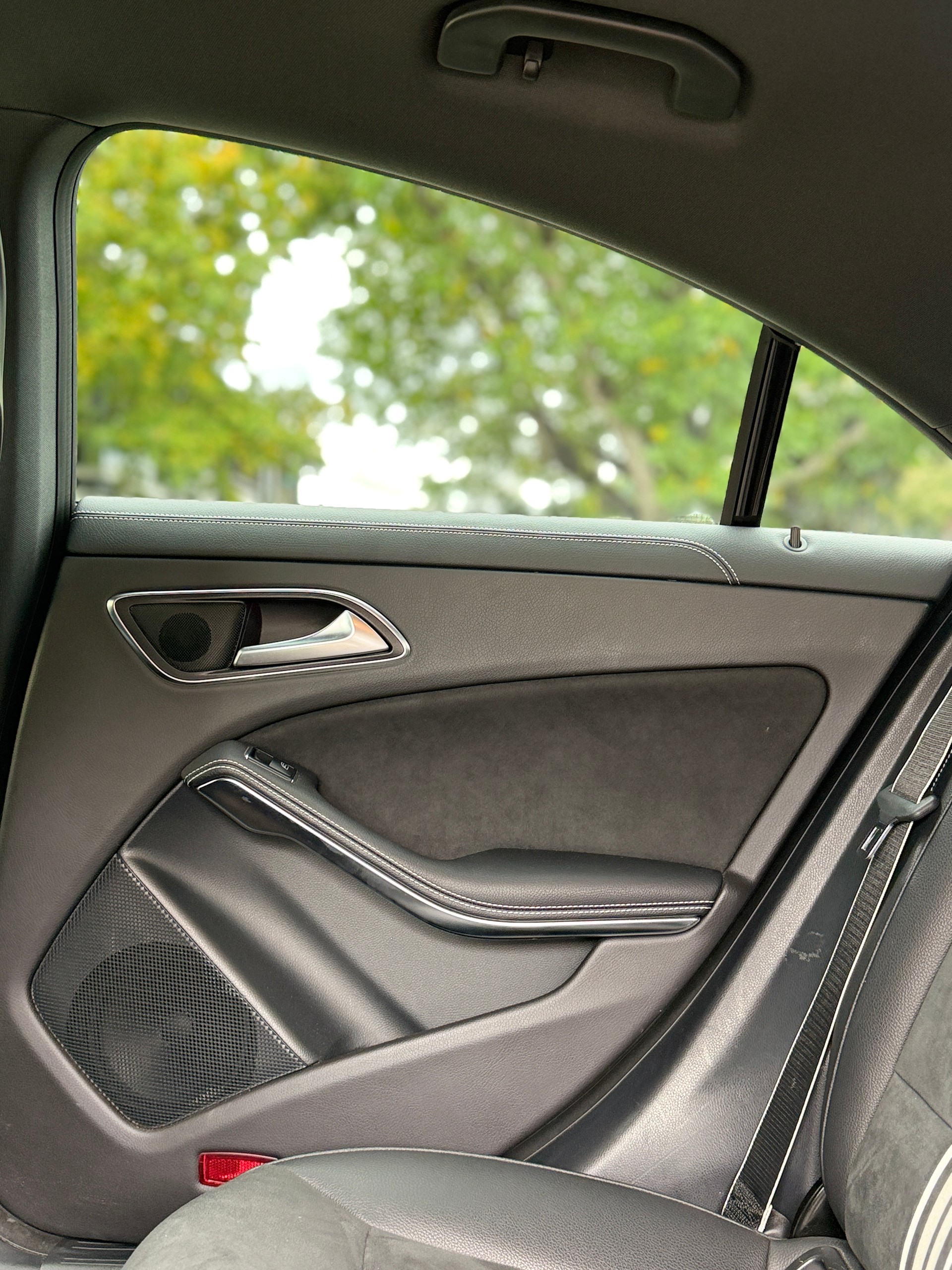MERCEDES-BENZ CLA 250 Sport 4Matic 7G-DCT-image-12