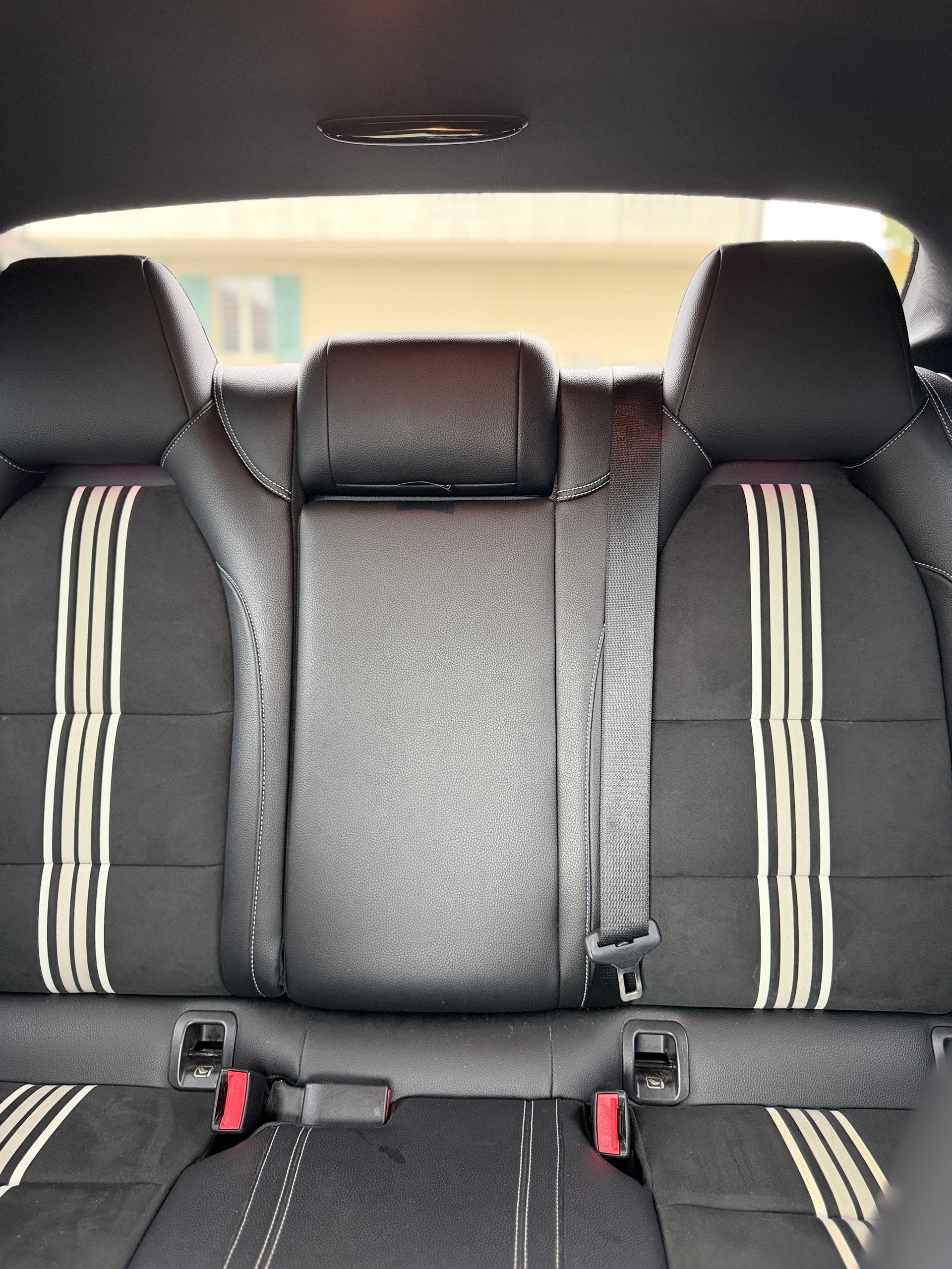 MERCEDES-BENZ CLA 250 Sport 4Matic 7G-DCT-image-25