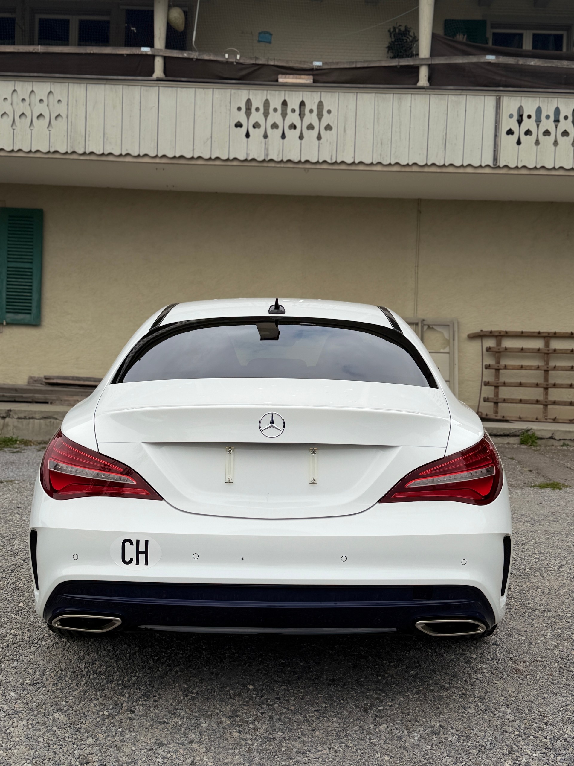 MERCEDES-BENZ CLA 250 Sport 4Matic 7G-DCT-image-5