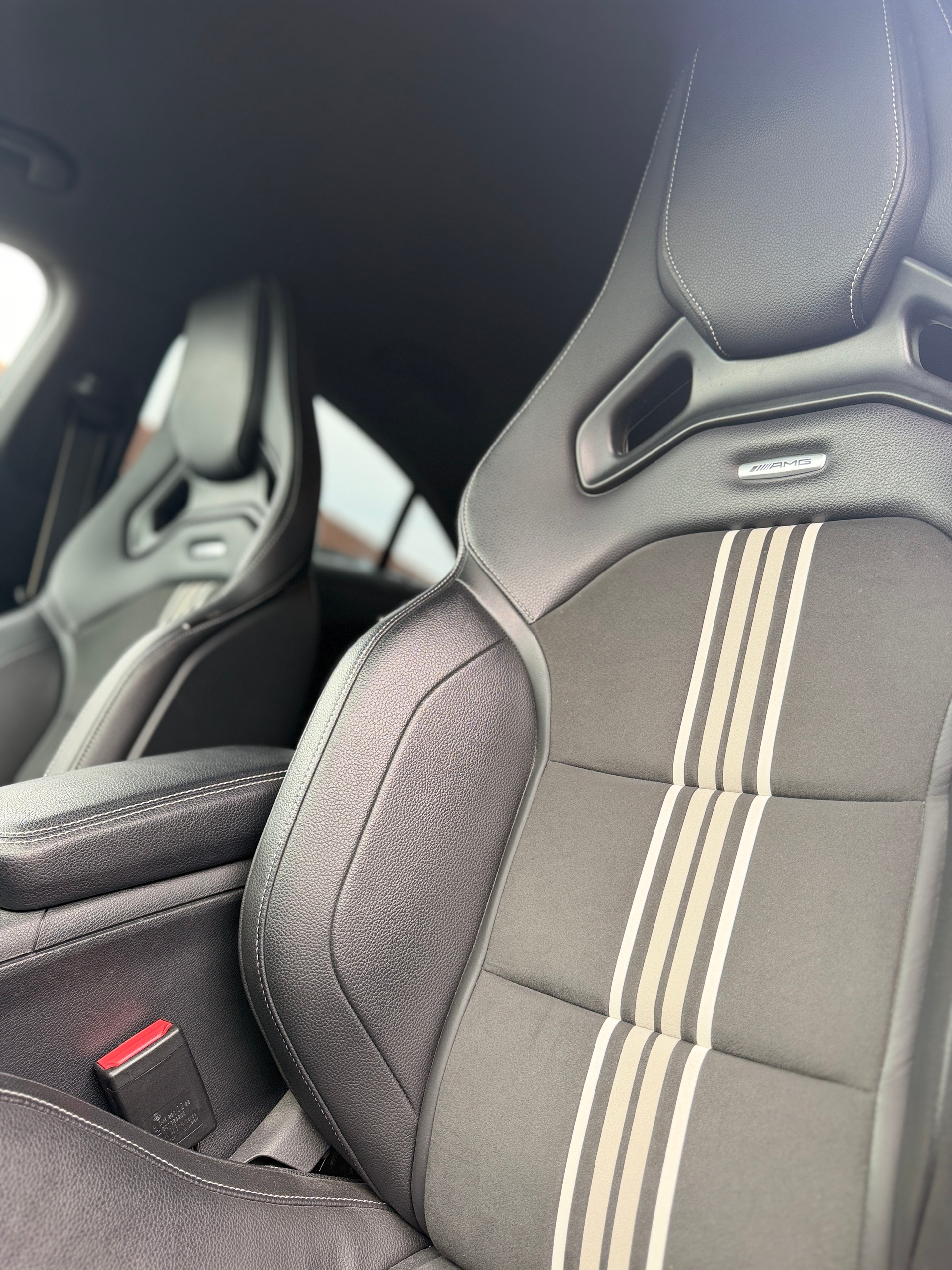 MERCEDES-BENZ CLA 250 Sport 4Matic 7G-DCT-image-11