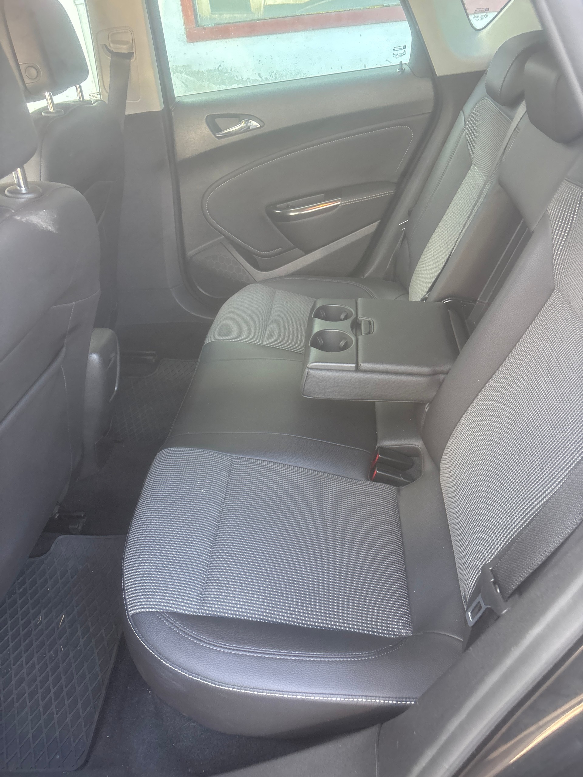 OPEL Astra 2.0 CDTi Sport-image-8