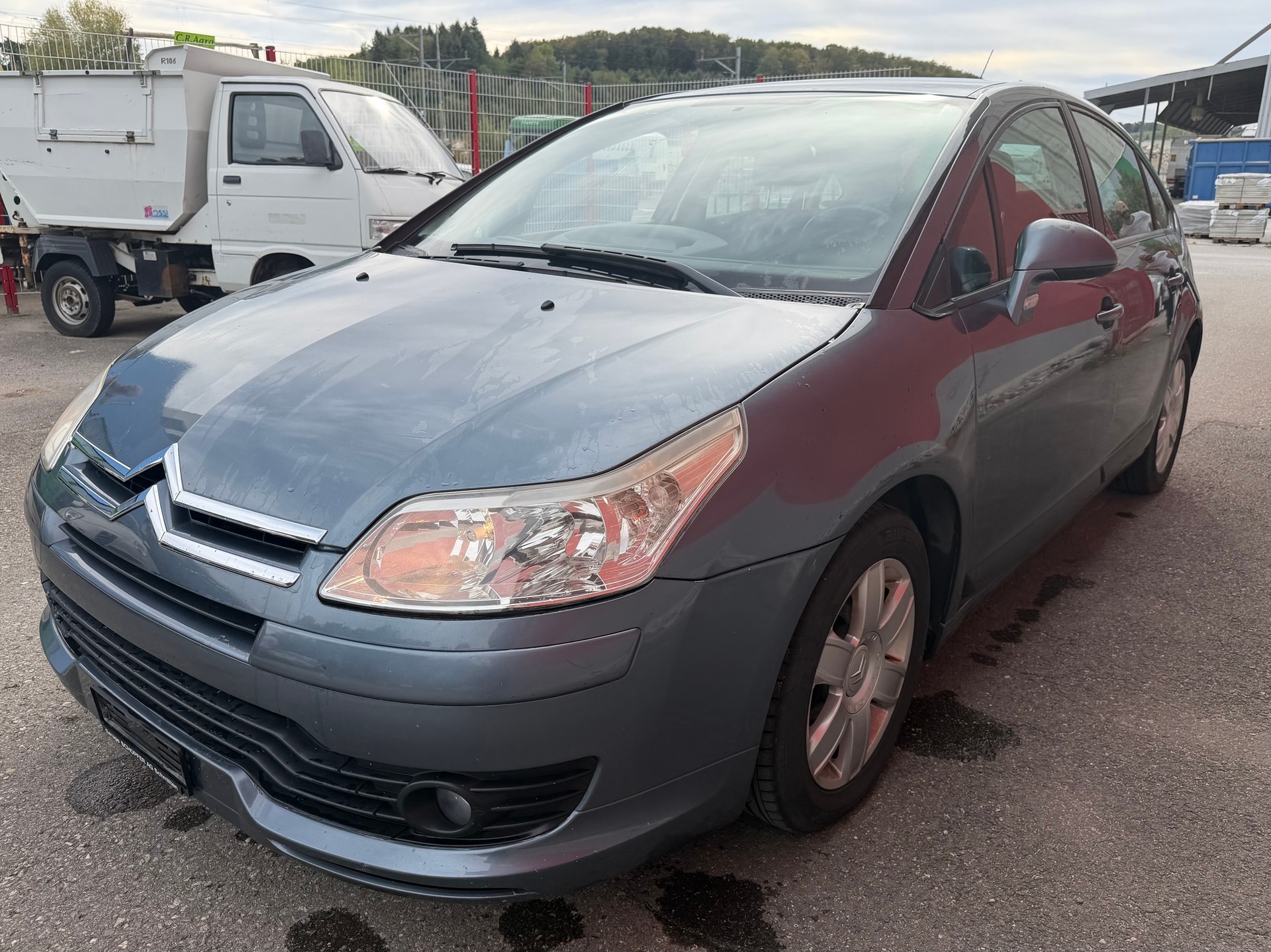 CITROEN C4 Berline 1.6i 16V SX-image-1