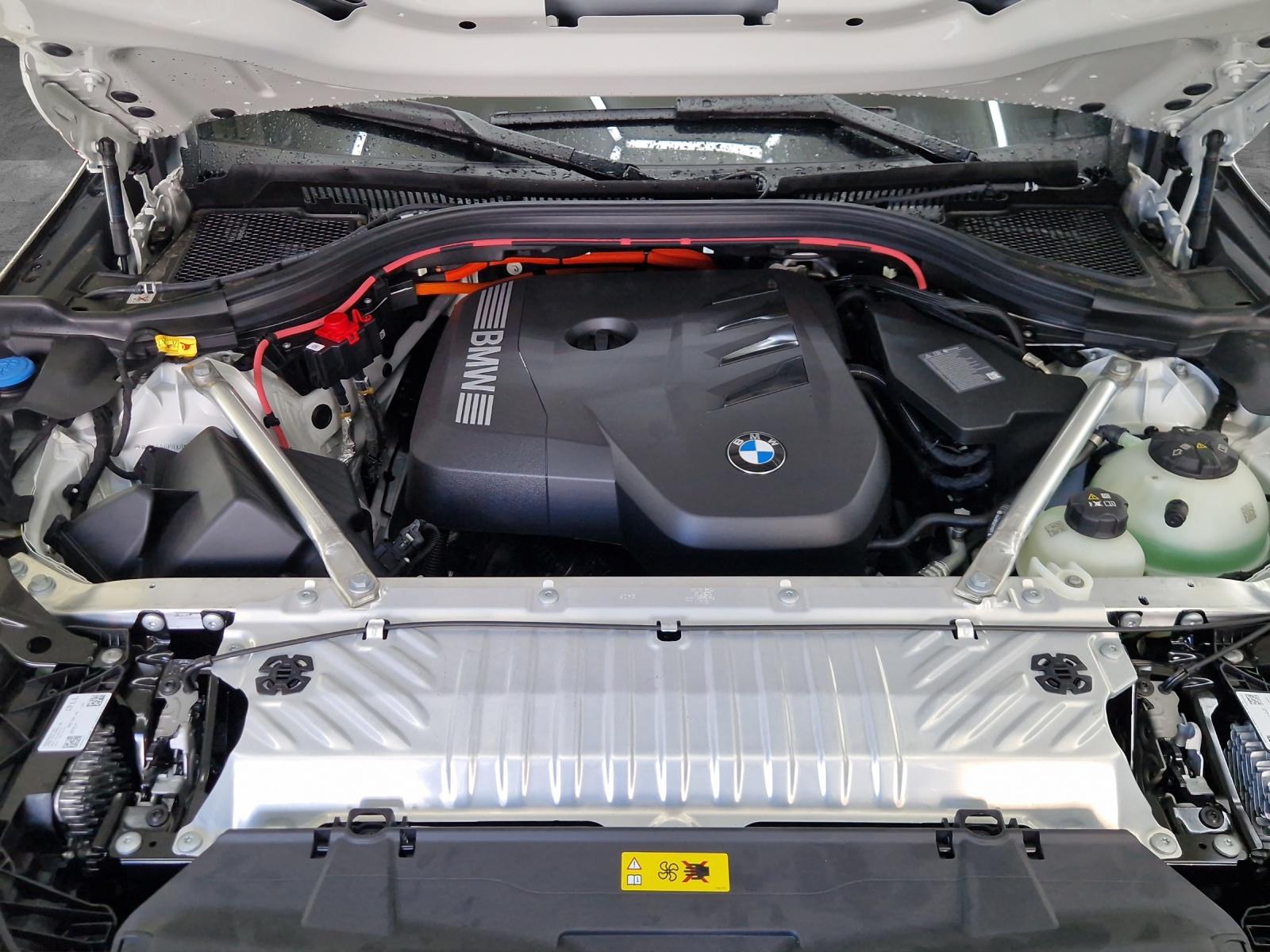 BMW X3 30e xDrive-image-22