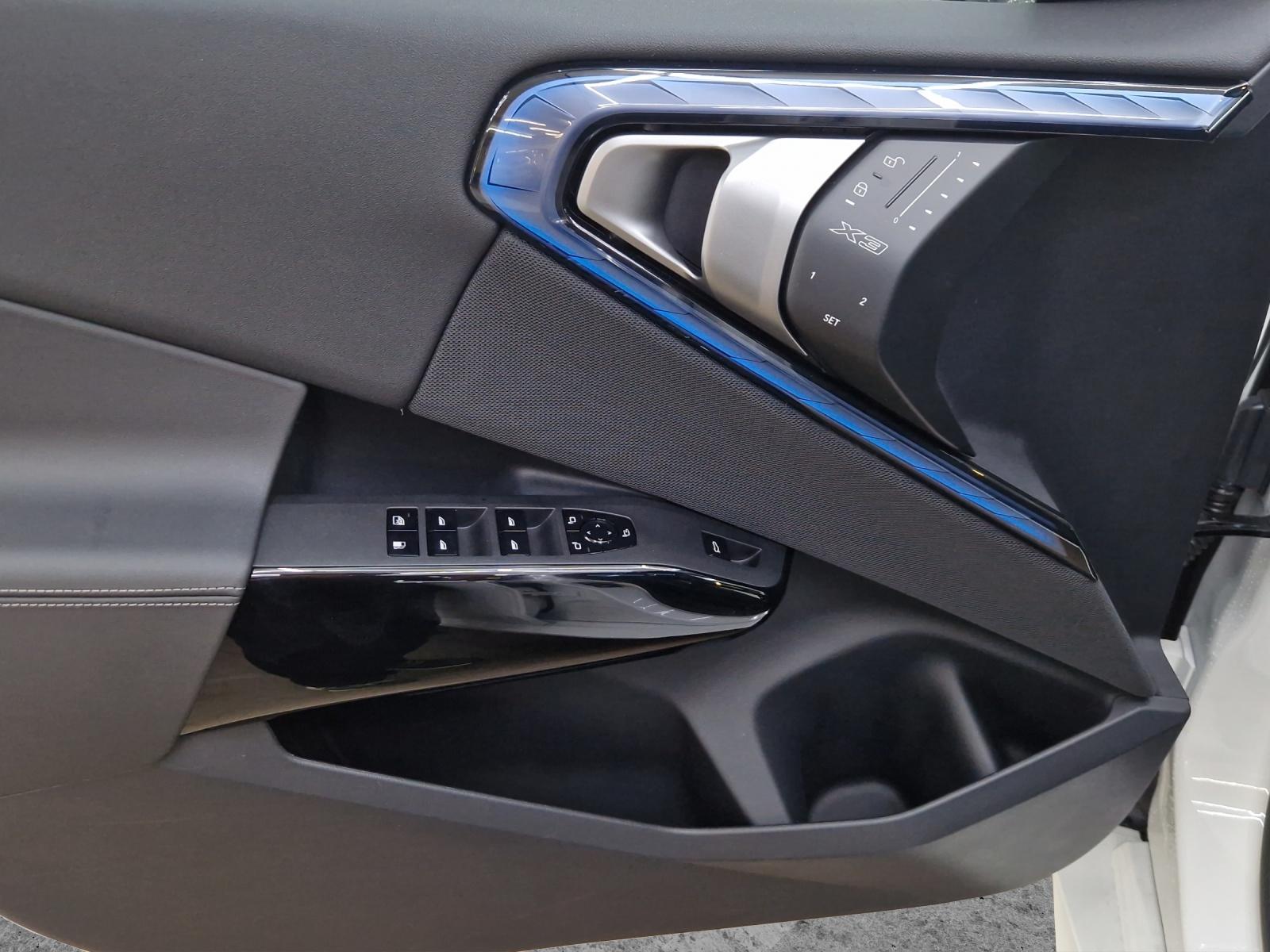 BMW X3 30e xDrive-image-9