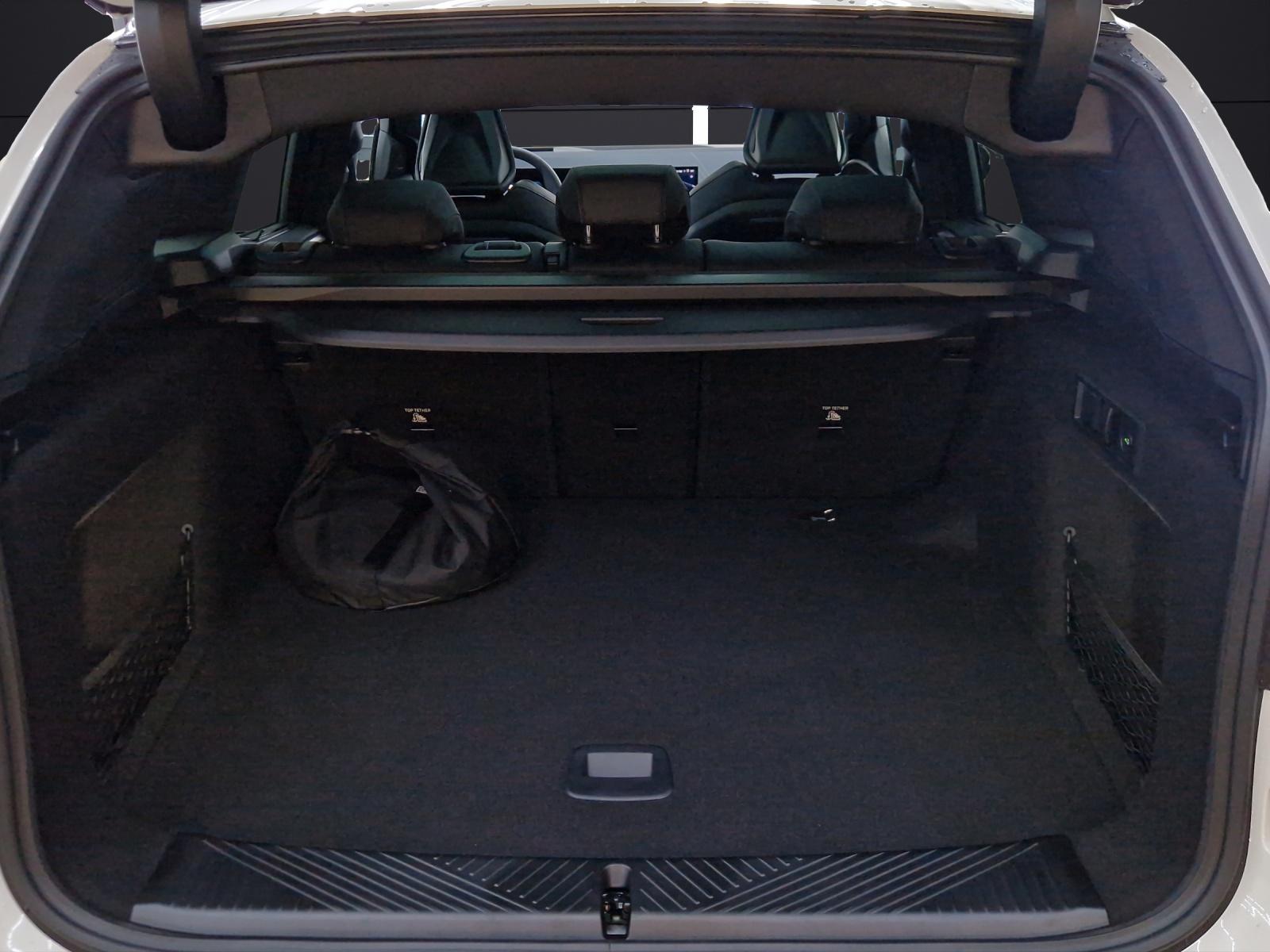 BMW X3 30e xDrive-image-12