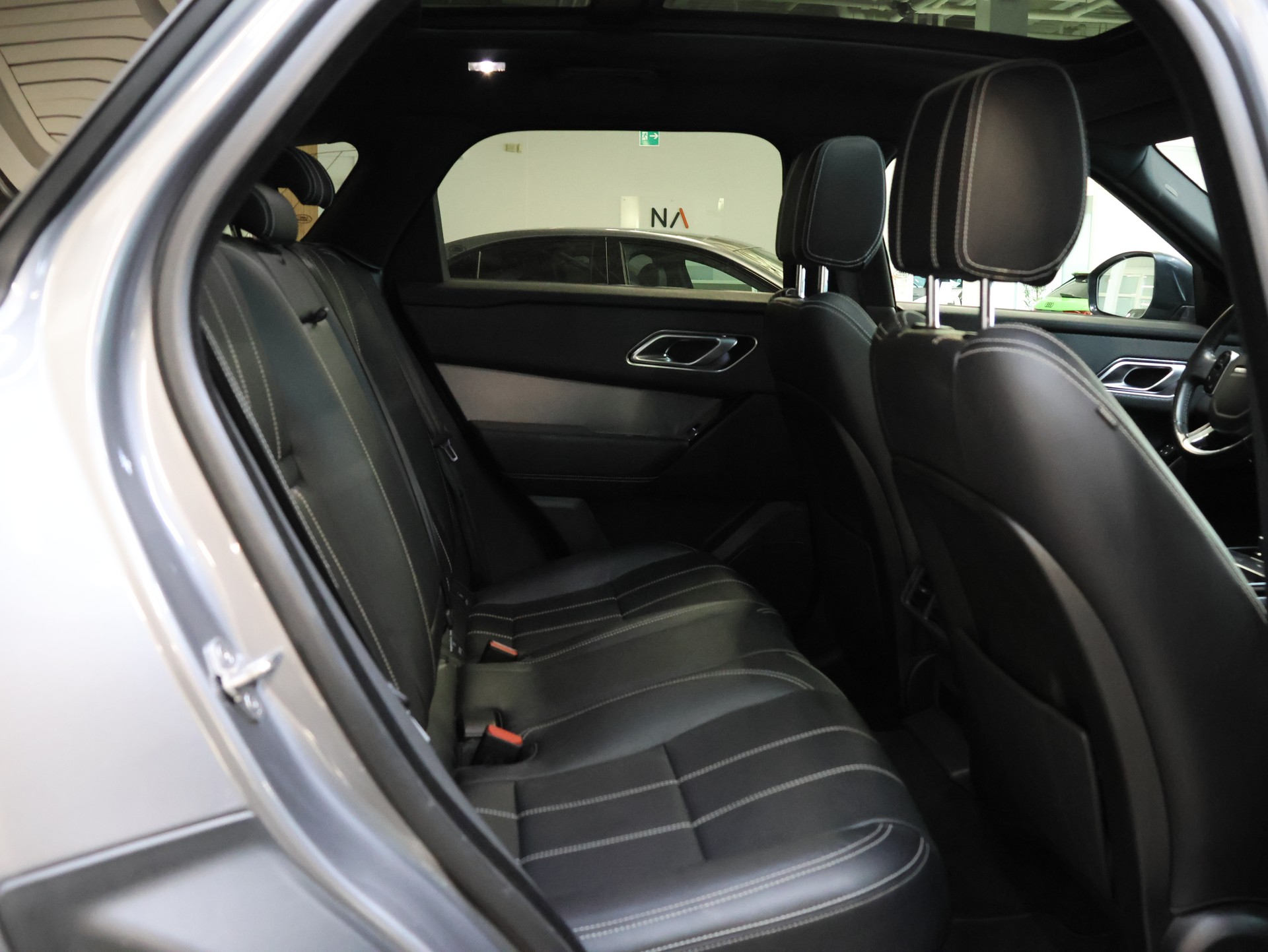 LAND ROVER Range Rover Velar P 250 S Automatic-image-27