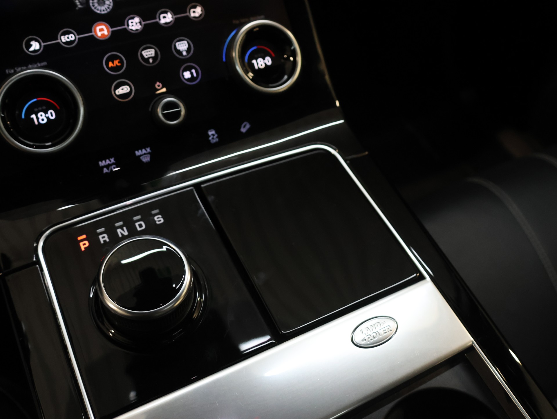 LAND ROVER Range Rover Velar P 250 S Automatic-image-20