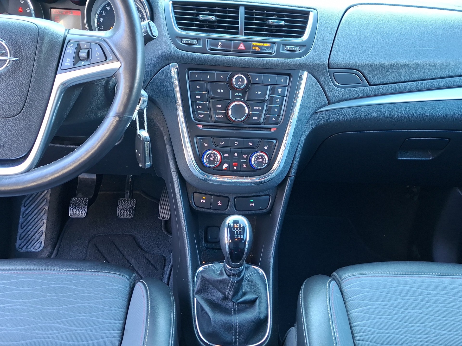 OPEL Mokka X 1.4i 16V Turbo Enjoy 4WD-image-16