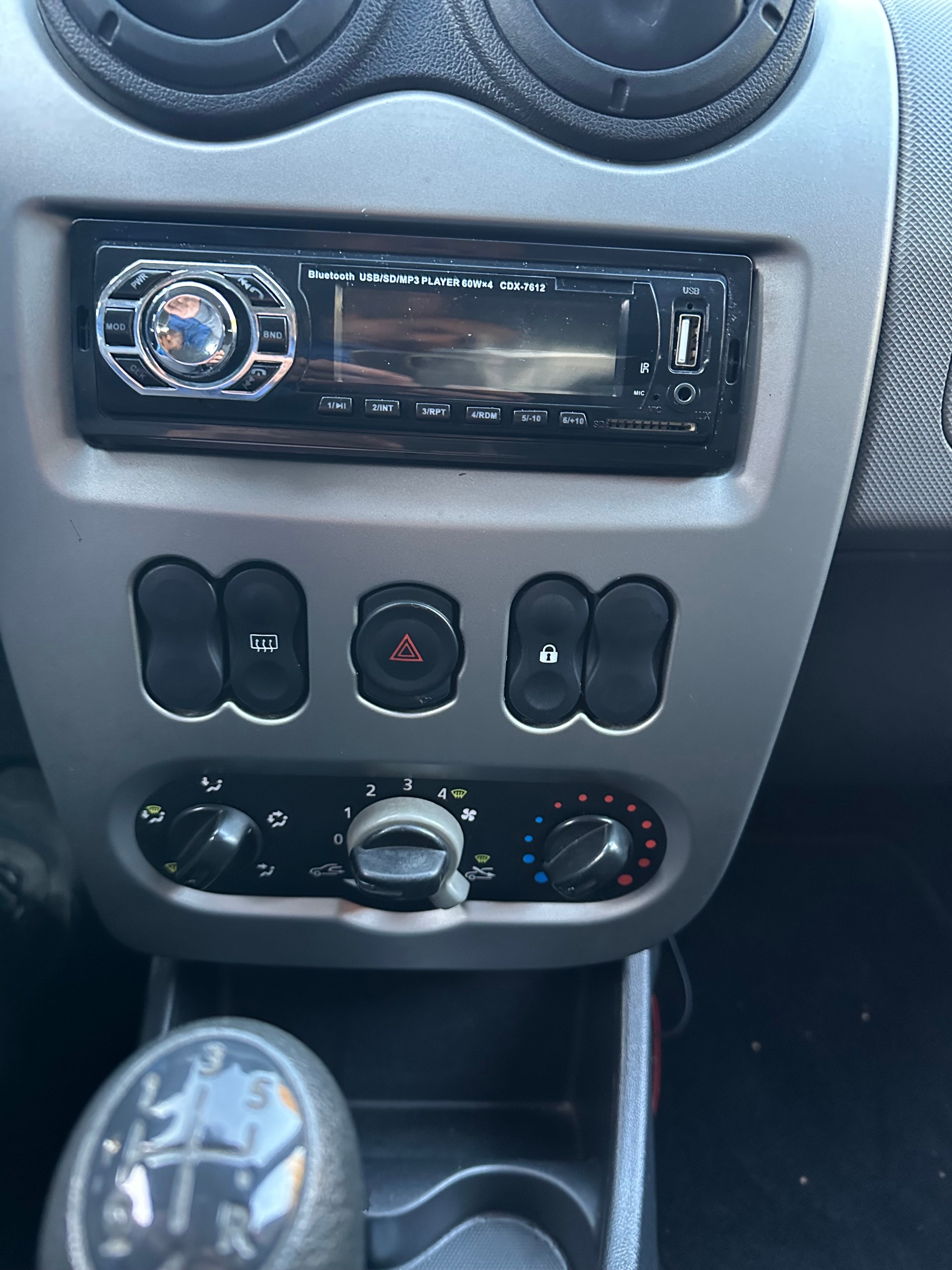 DACIA Sandero 1.2 FIXPREIS-image-19