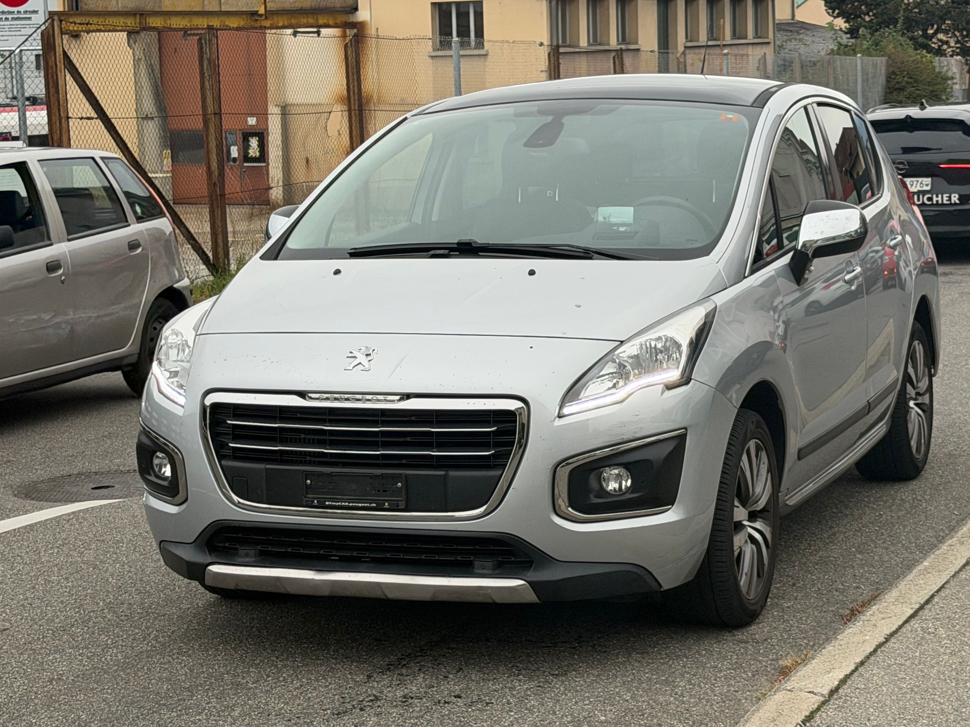 PEUGEOT 3008 1.6 16V T Style Tiptronic-image-2