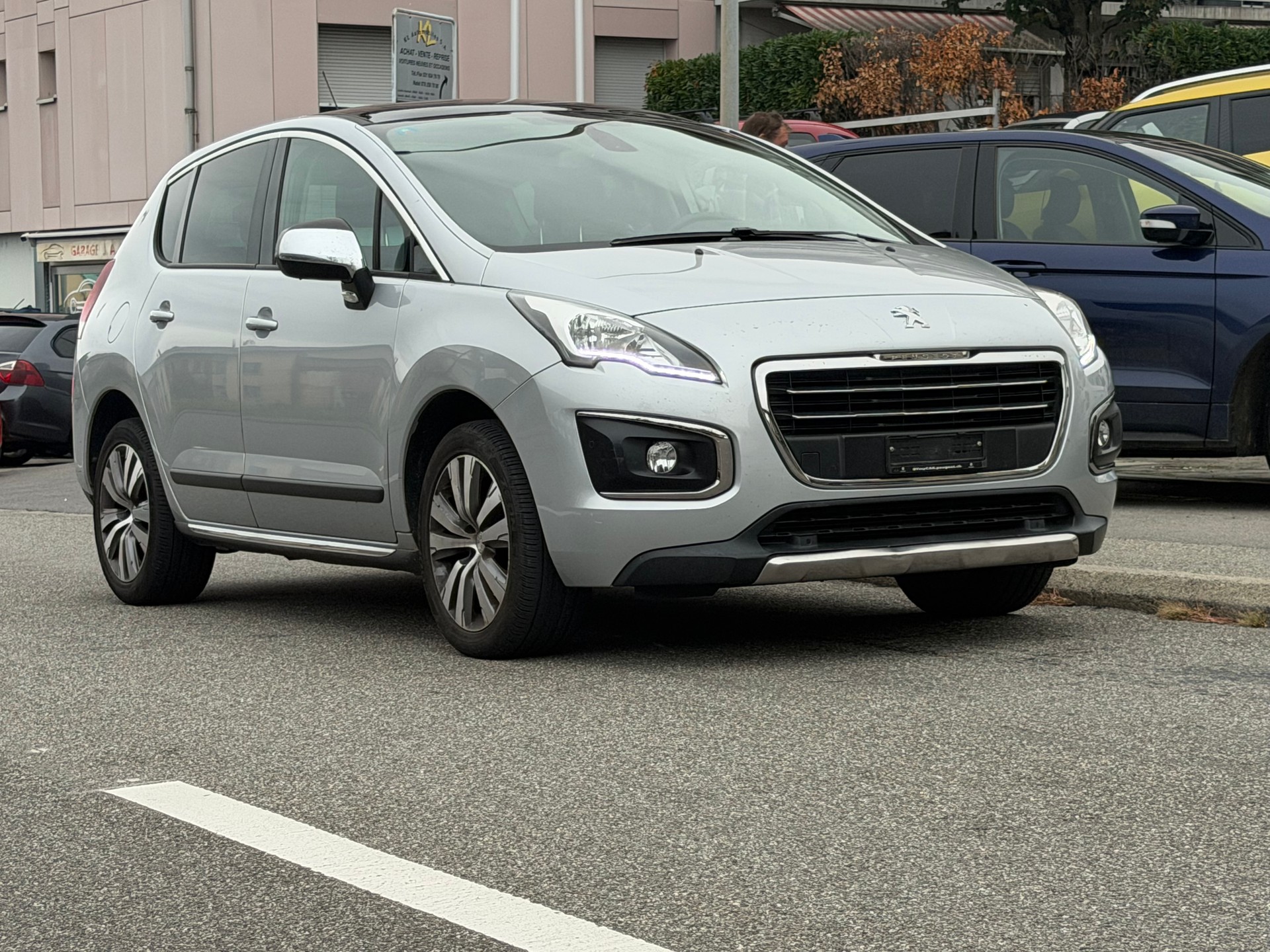 PEUGEOT 3008 1.6 16V T Style Tiptronic-image-1